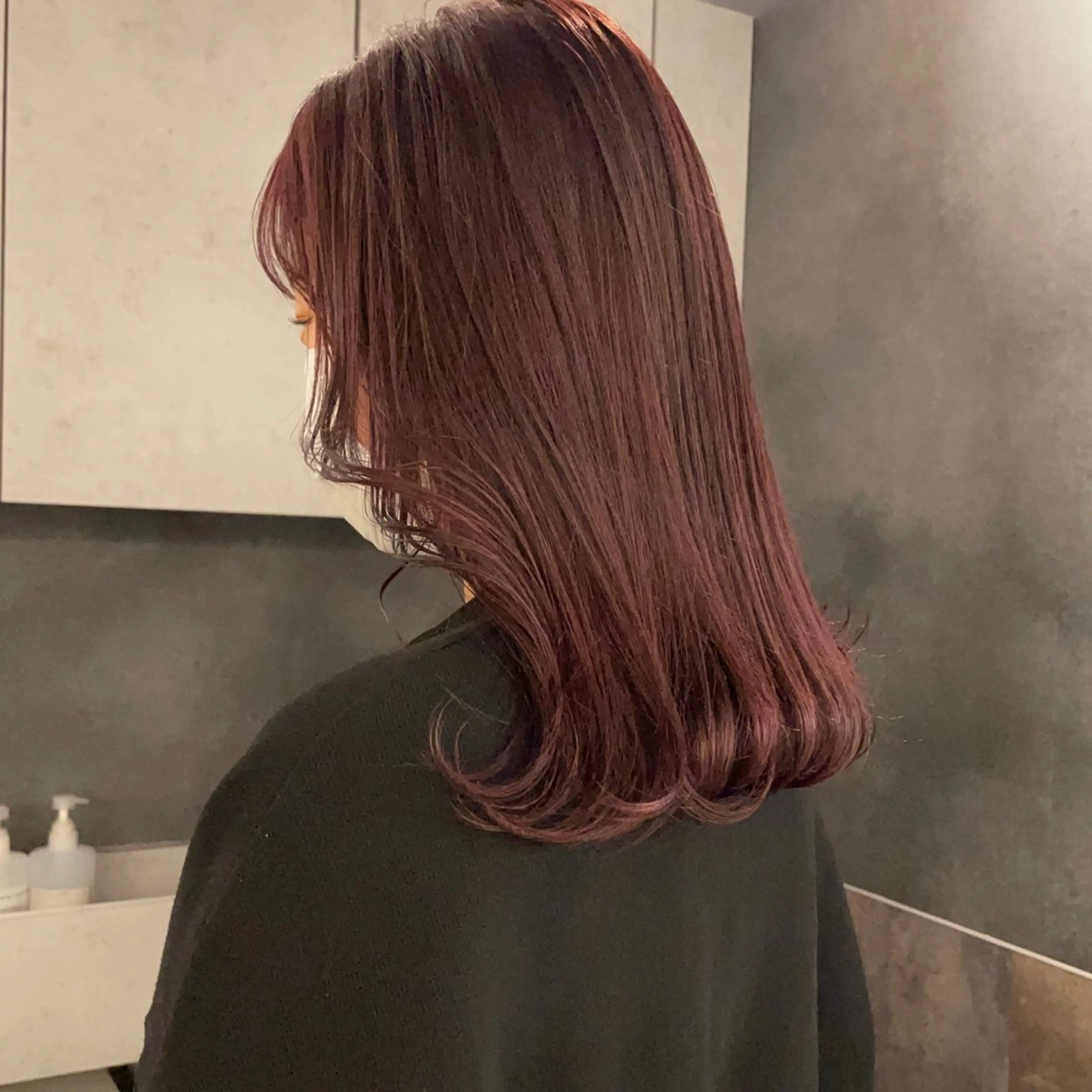 ミディアム カット ヘアカラー トリートメント 小濱 拓也のヘアスタイル