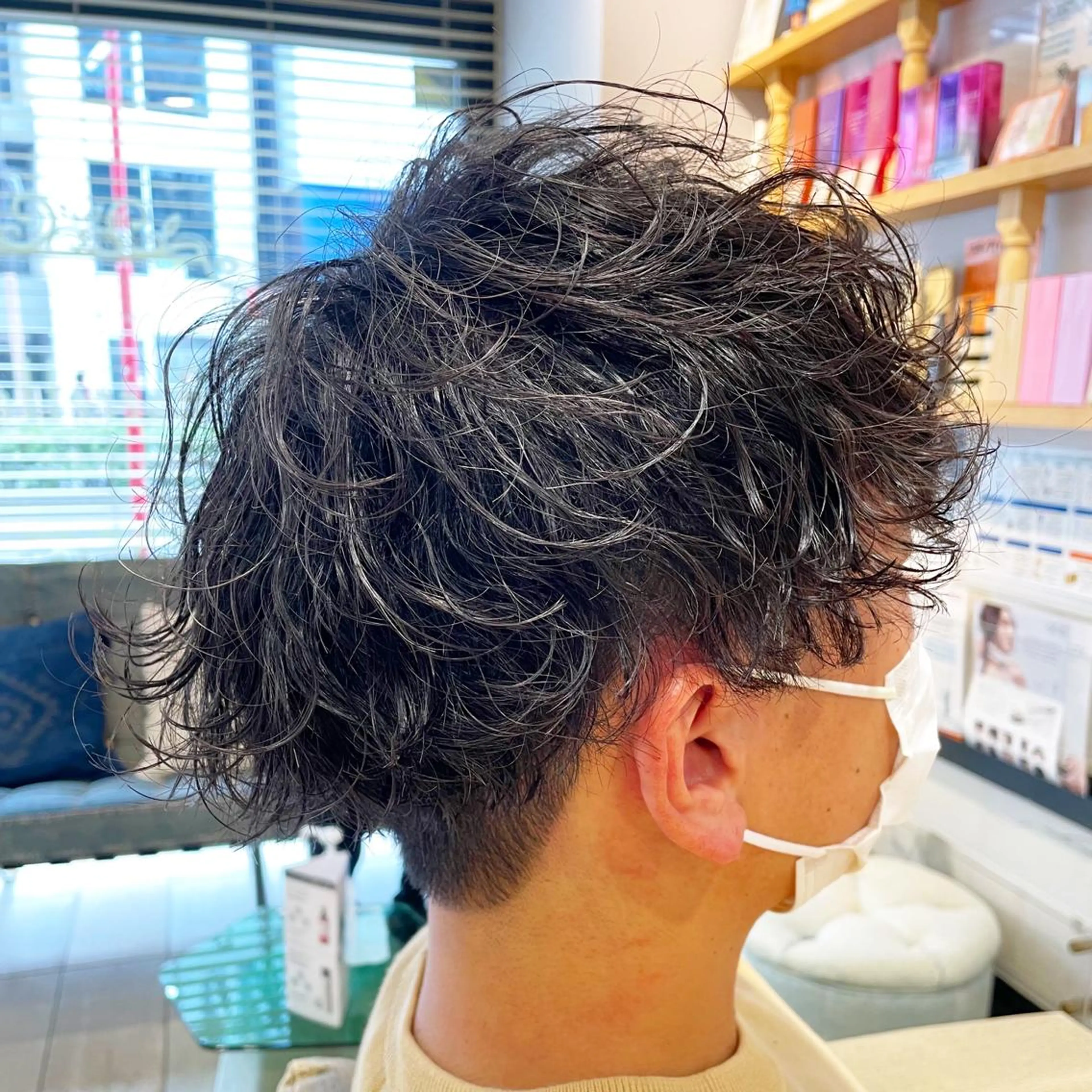 ショート パーマ メンズ 波巻きパーマ カット パーマ すげ さやかのヘアスタイル