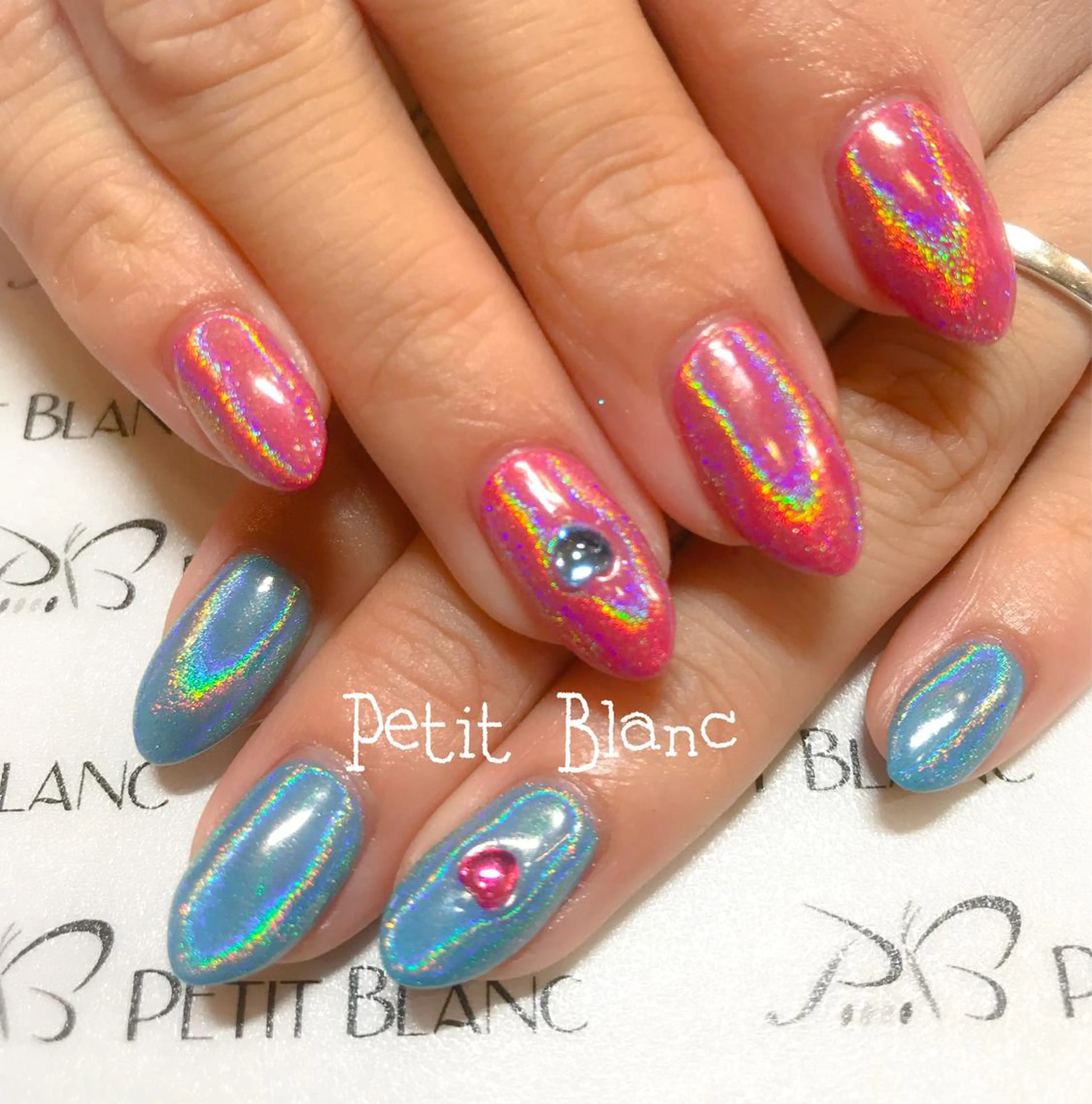 ネイル ワンカラーネイル PetitBlanc KAZUKIのネイルデザイン