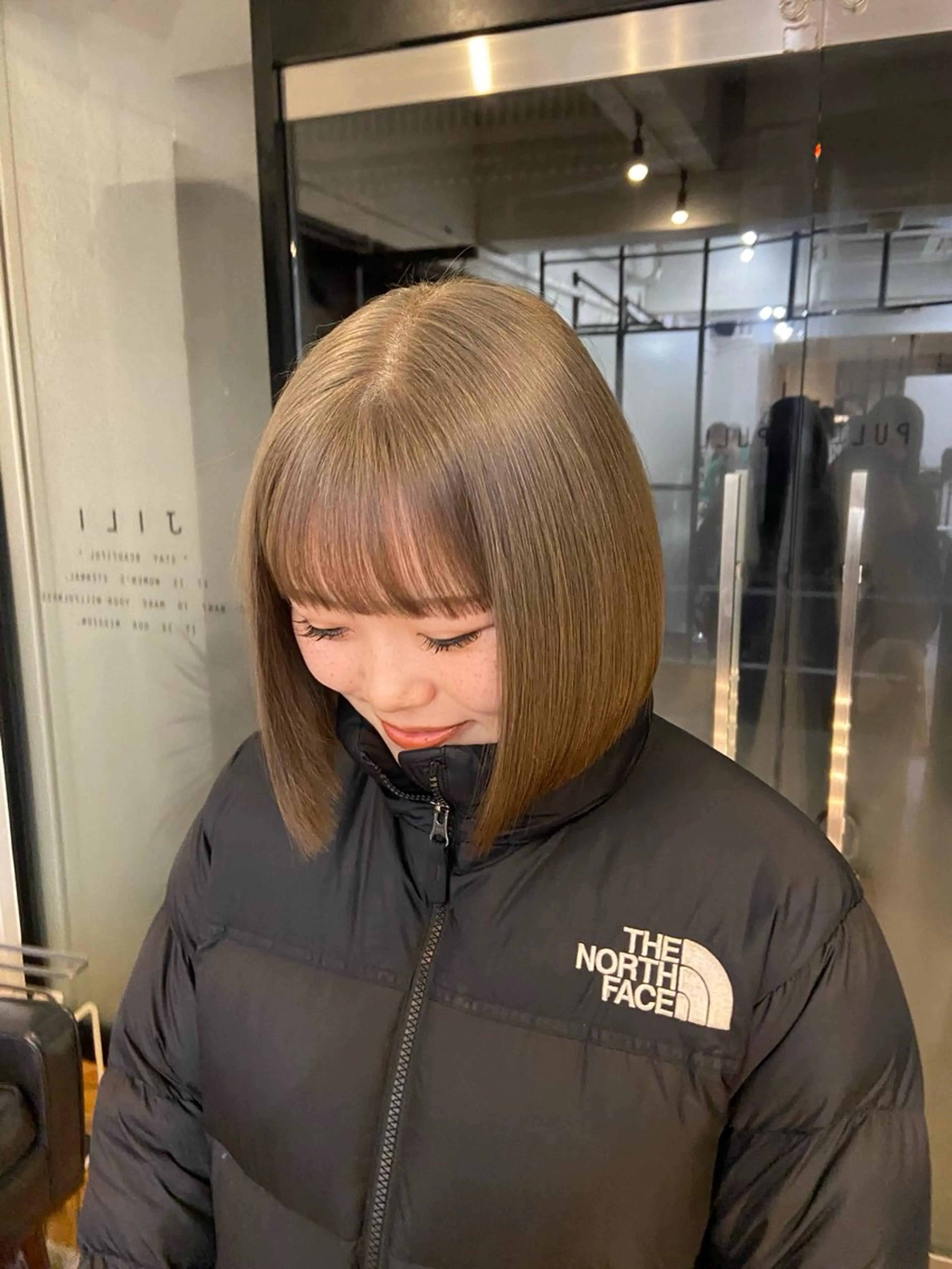 ショート オバタ コトのヘアスタイル