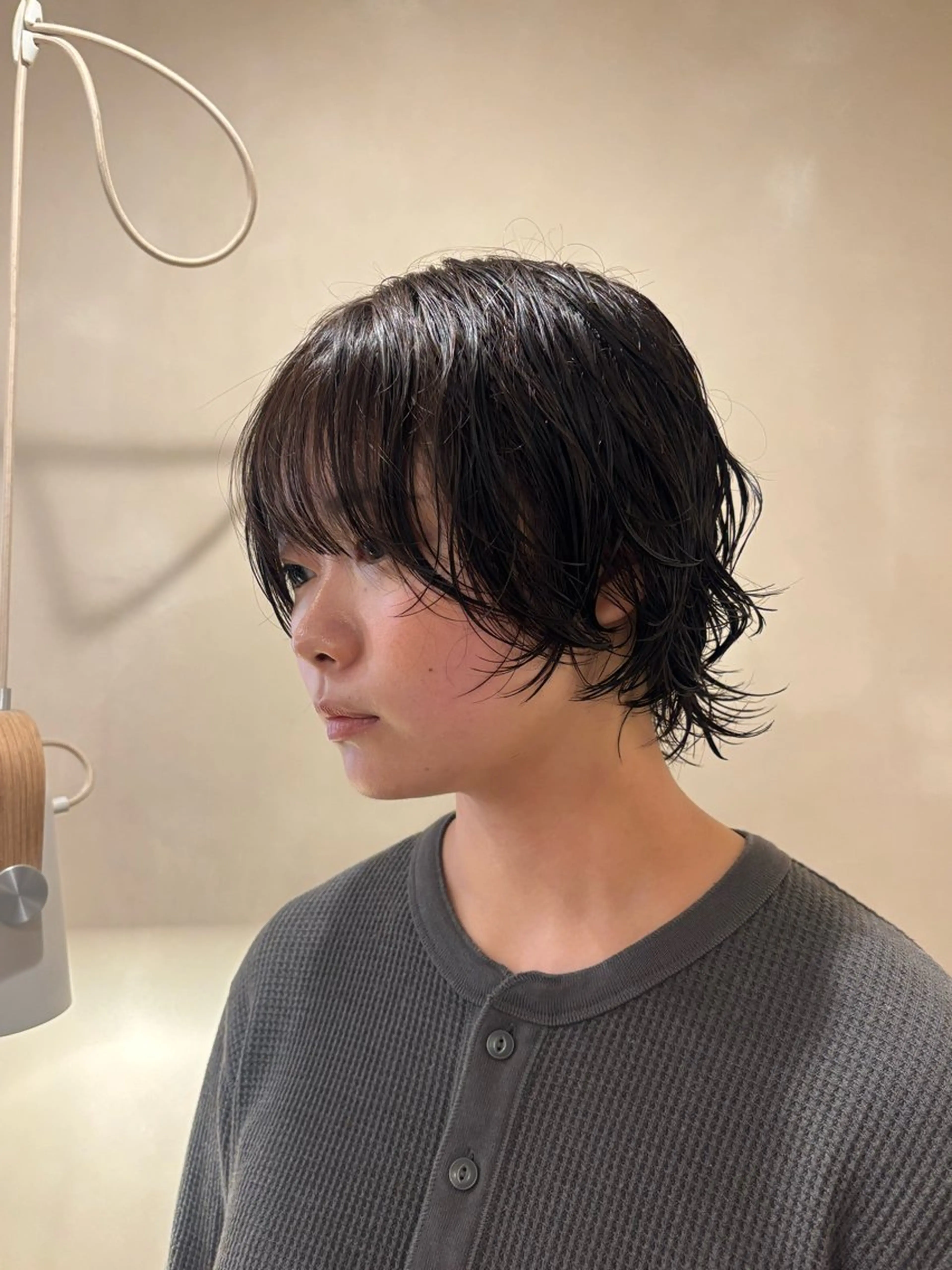 ショート ショートレイヤー レイヤーカット ショートヘア カット ヘアカラー パーマ シンバヒナノ/パーマ レイヤー/髪質改善のヘアスタイル