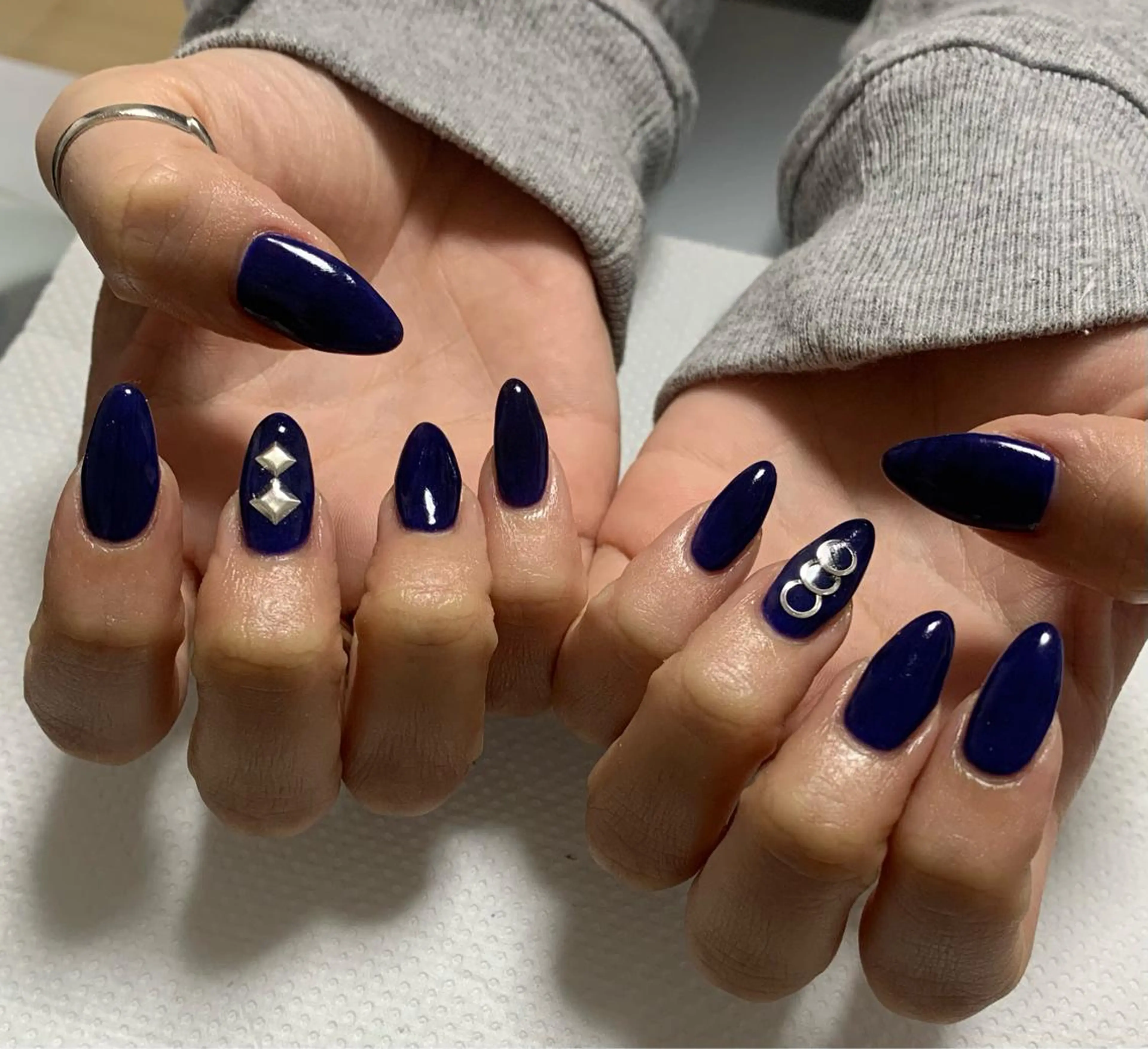 ネイル 長さ出し シンプルネイル nail  M&T所属・nail M&Tのネイルデザイン