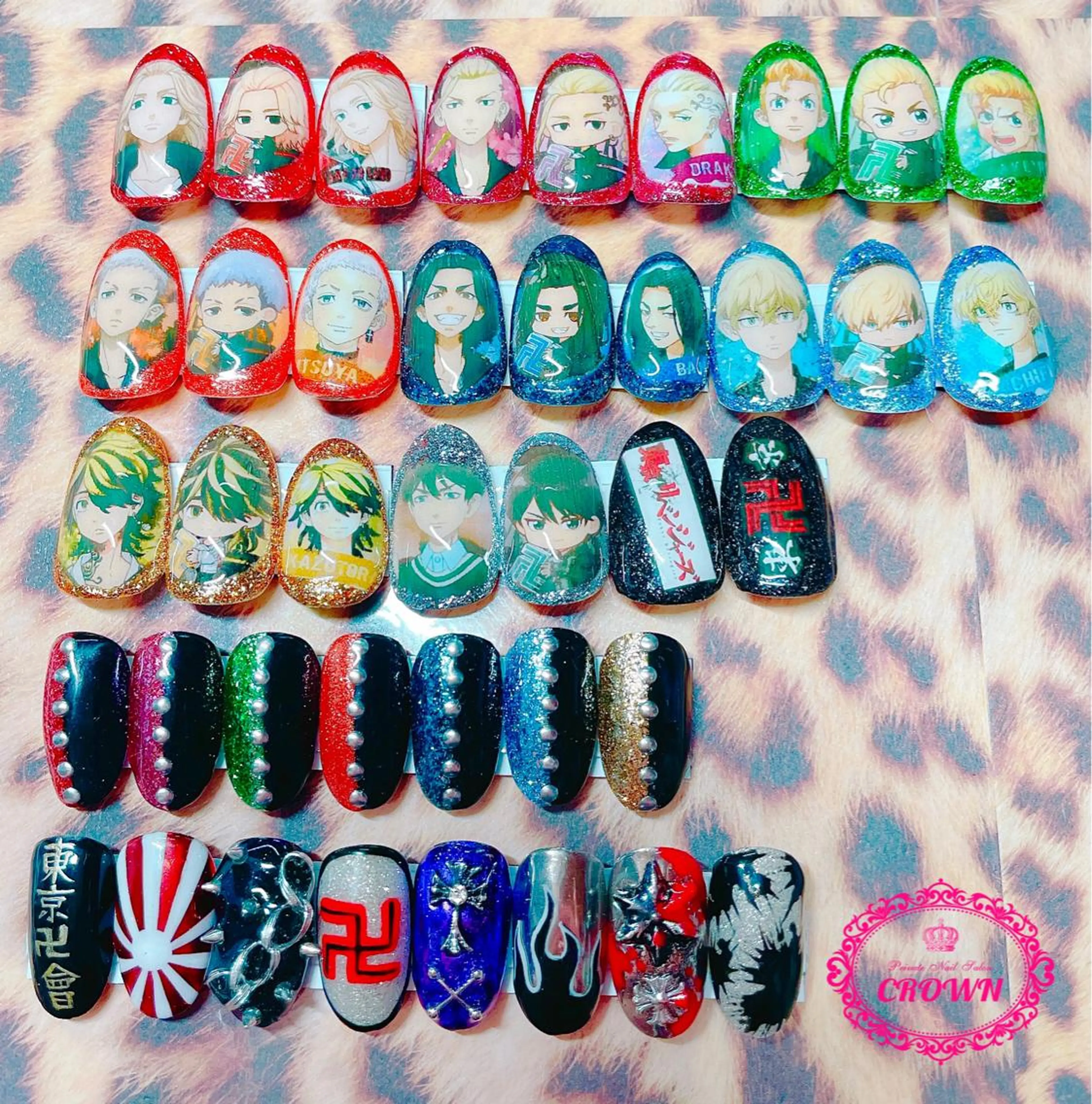 ネイル CROWN プライベートサロンのネイルデザイン