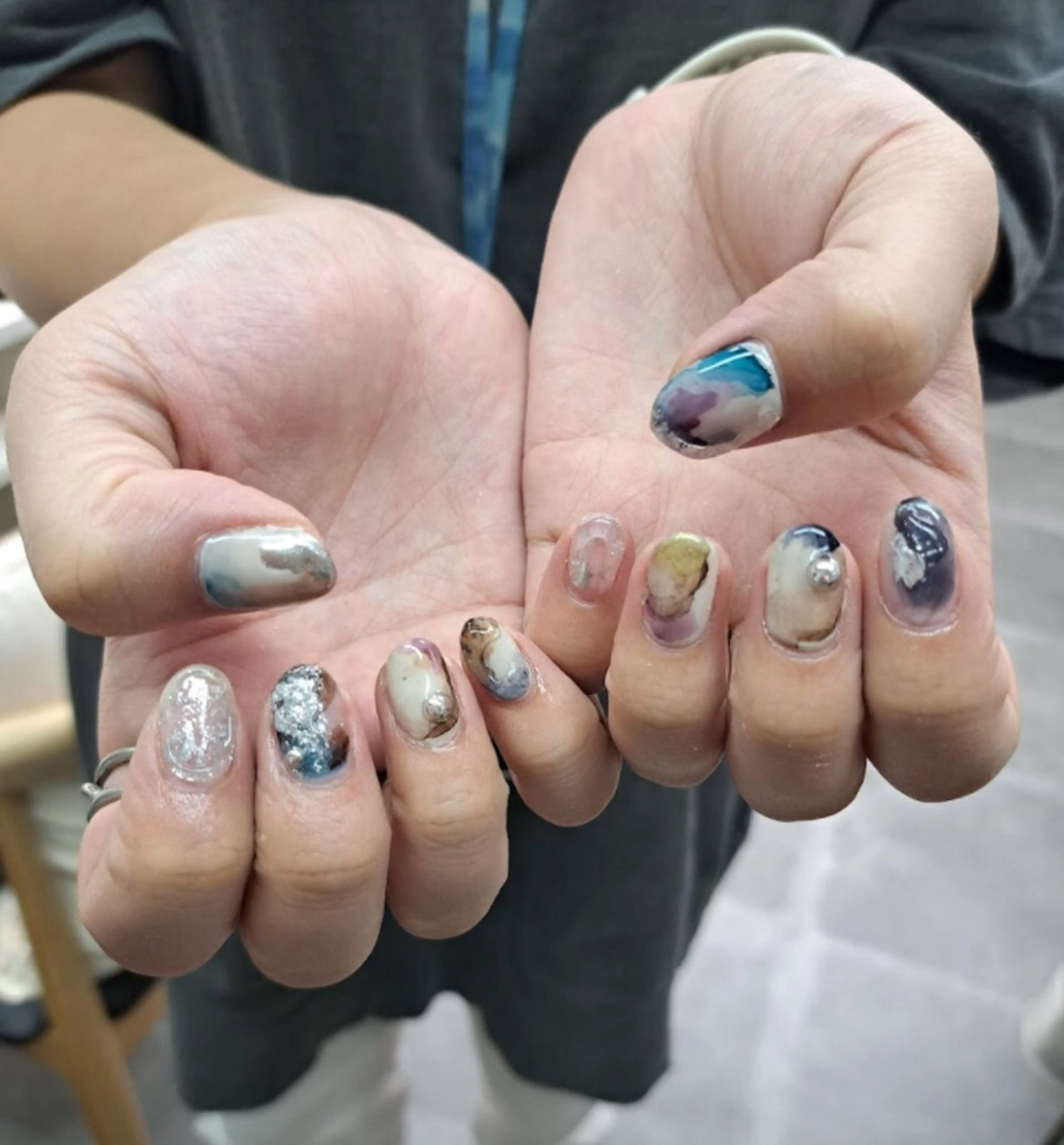 ネイル アートネイル ジェルネイル ニュアンスネイル スカルプネイル nailstudio eviz新宿店のネイルデザイン