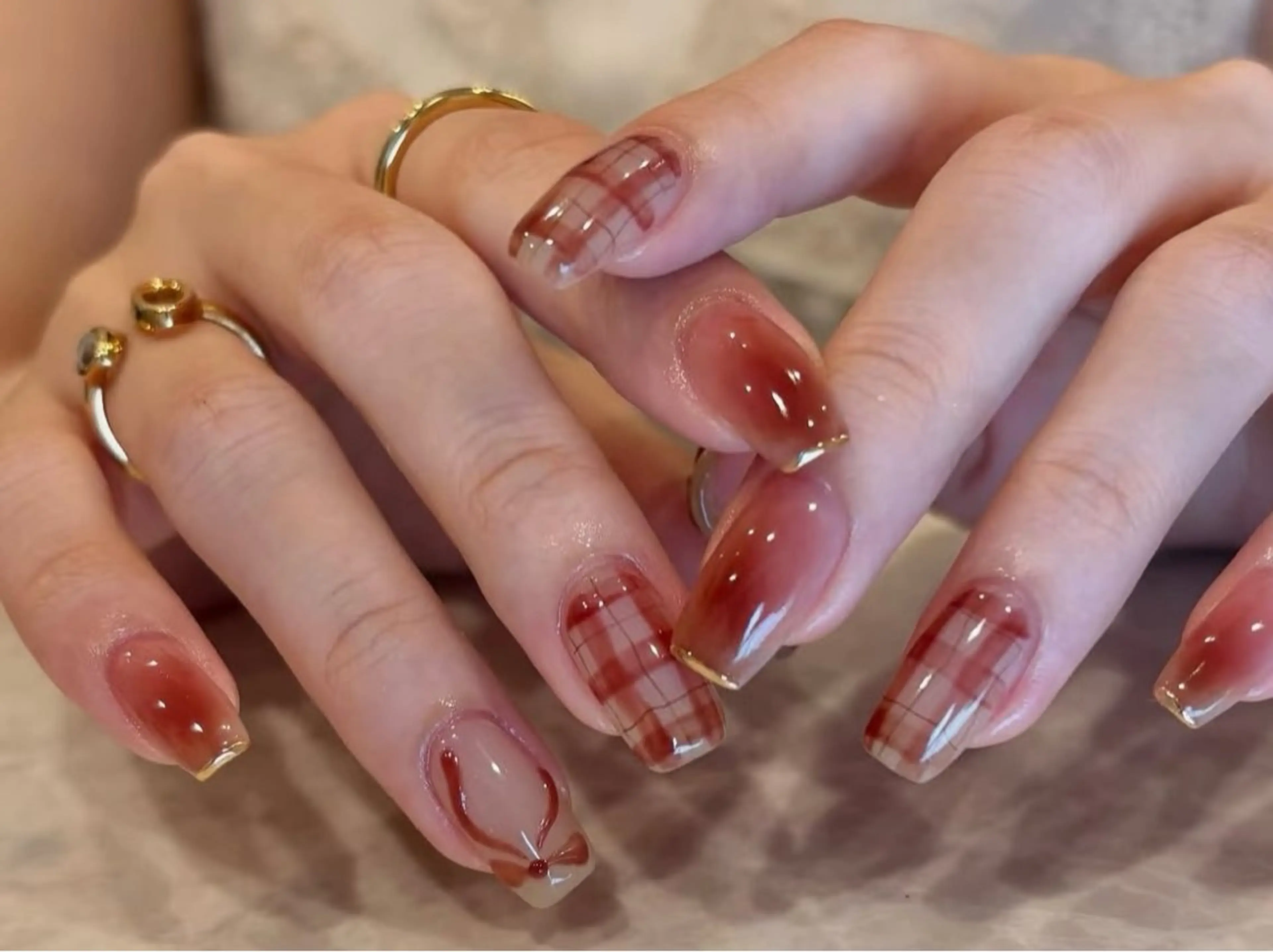 ネイル 赤色 恵比寿 The Nailのネイルデザイン