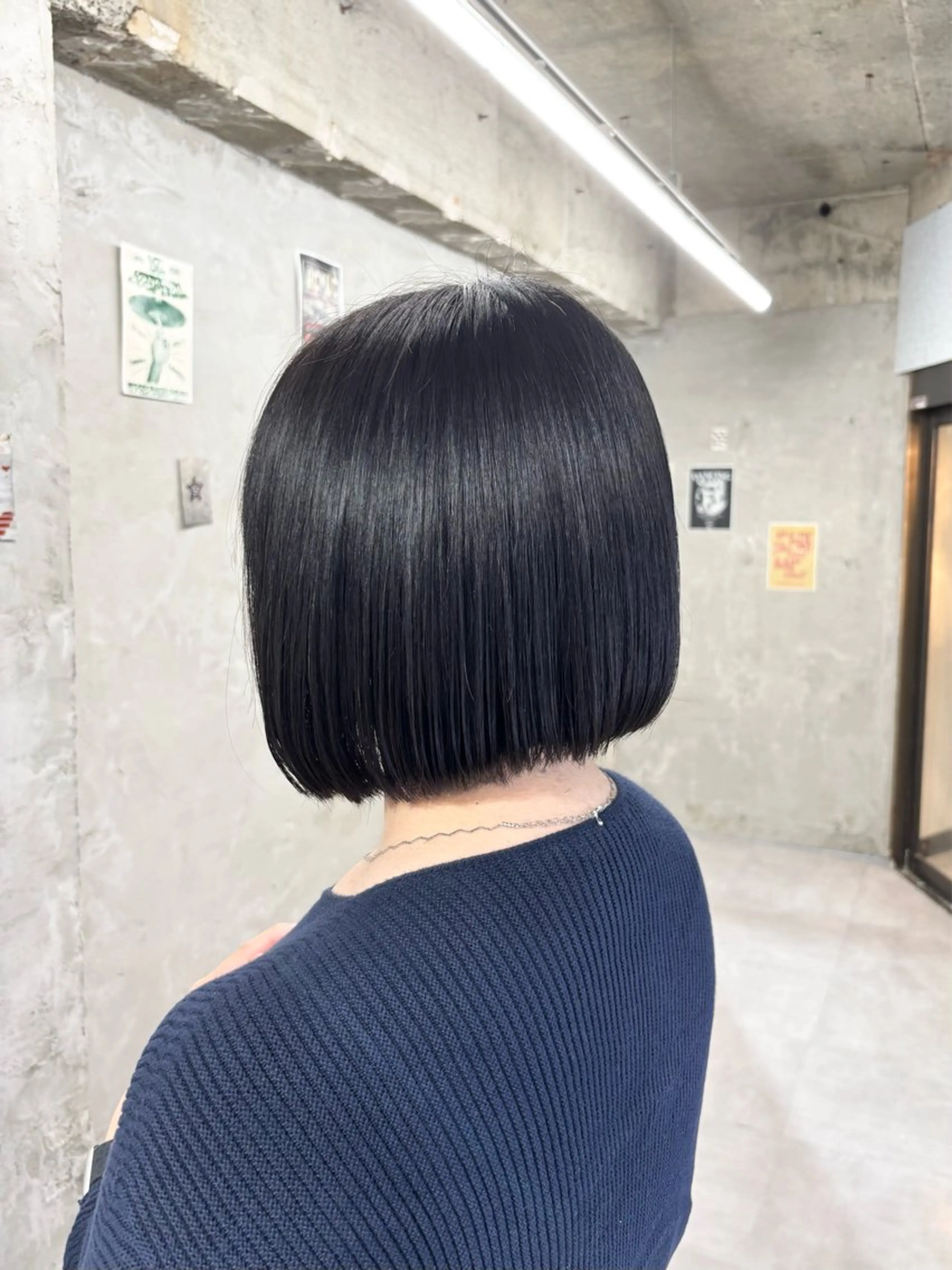 ショート カラー ダークグレー ボブ door white hideのヘアスタイル