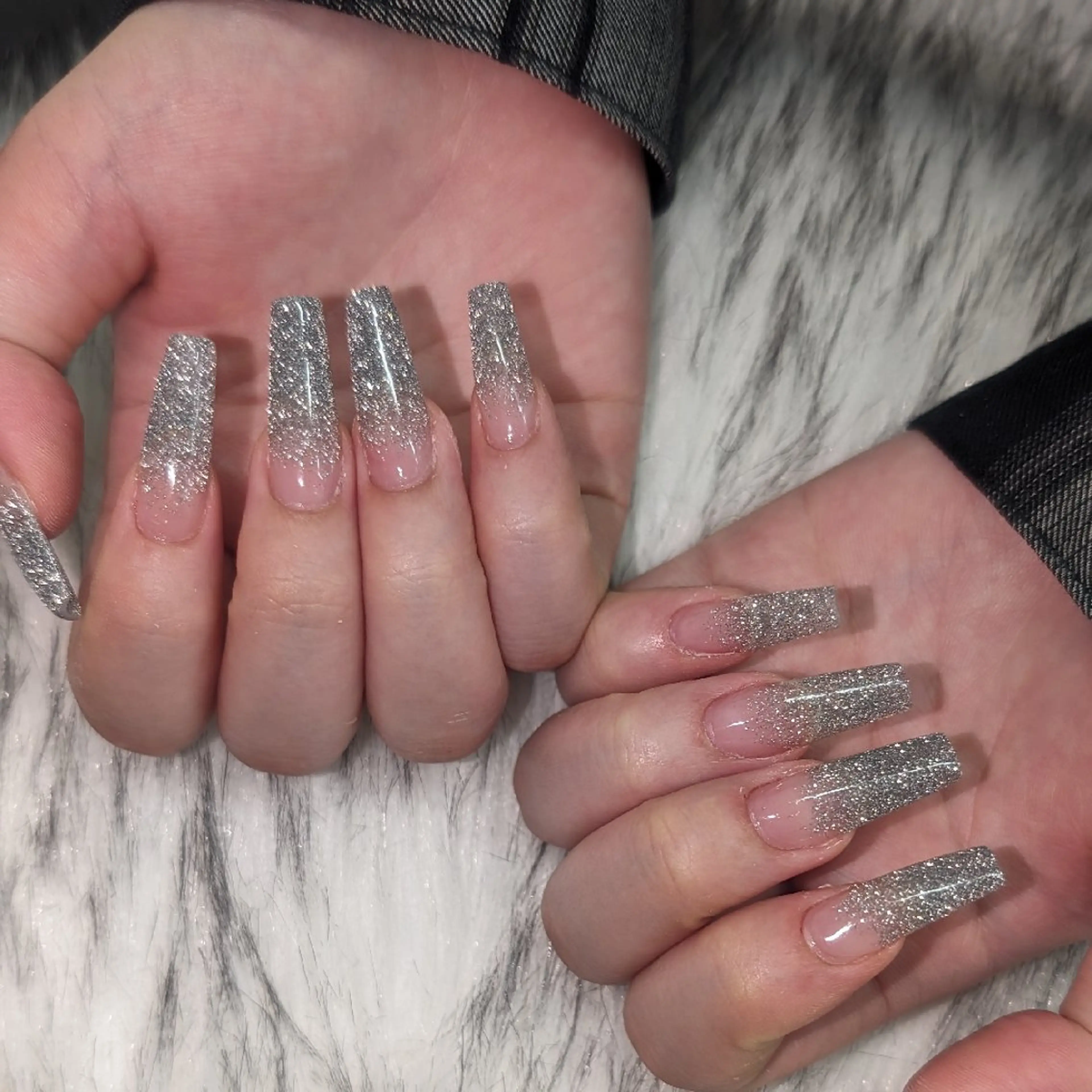 ネイル ハンドネイル RUNWAY 　　の眉毛・アイブロウイメージ