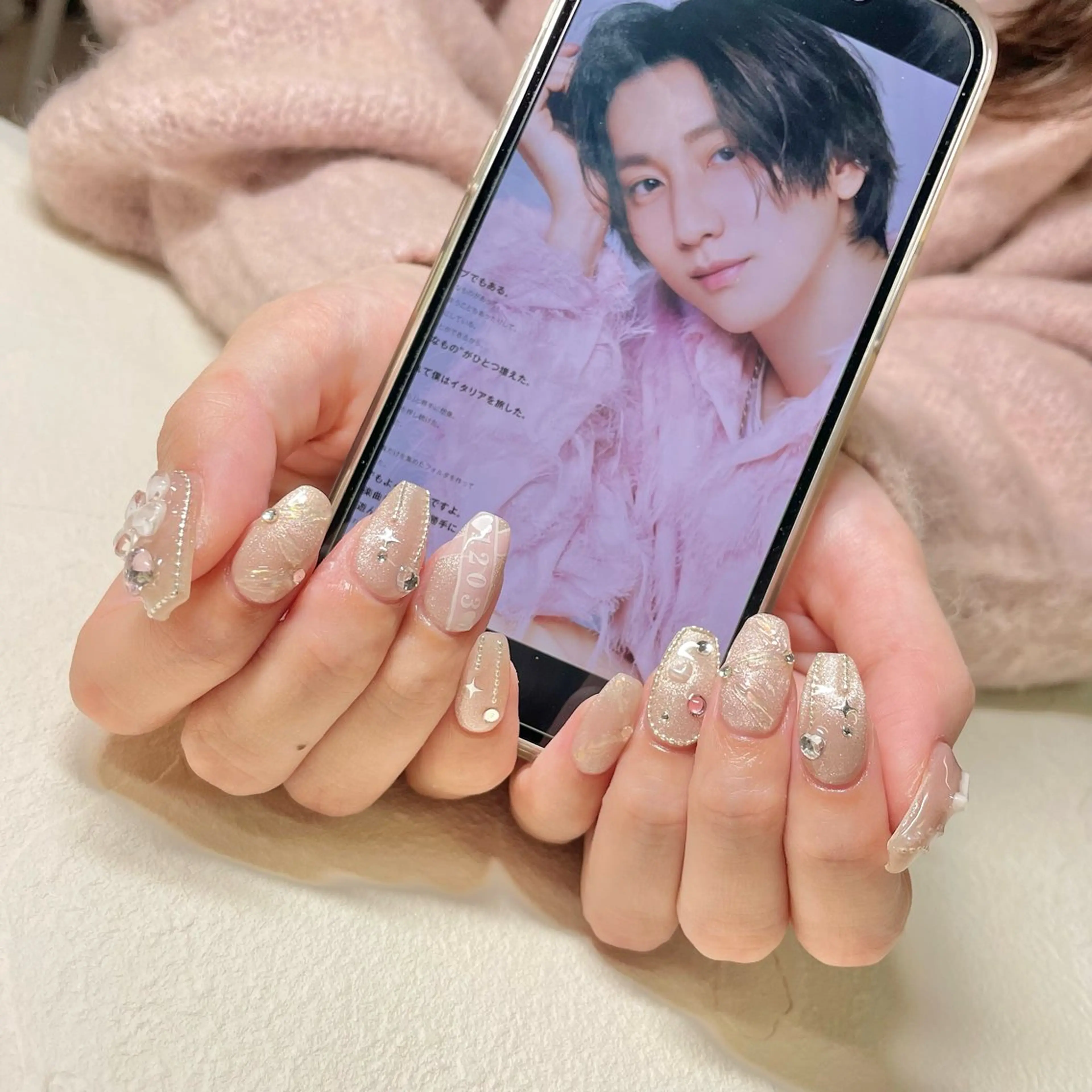 ネイル b'6 by Stir所属・b'6 SAKINAのネイルデザイン