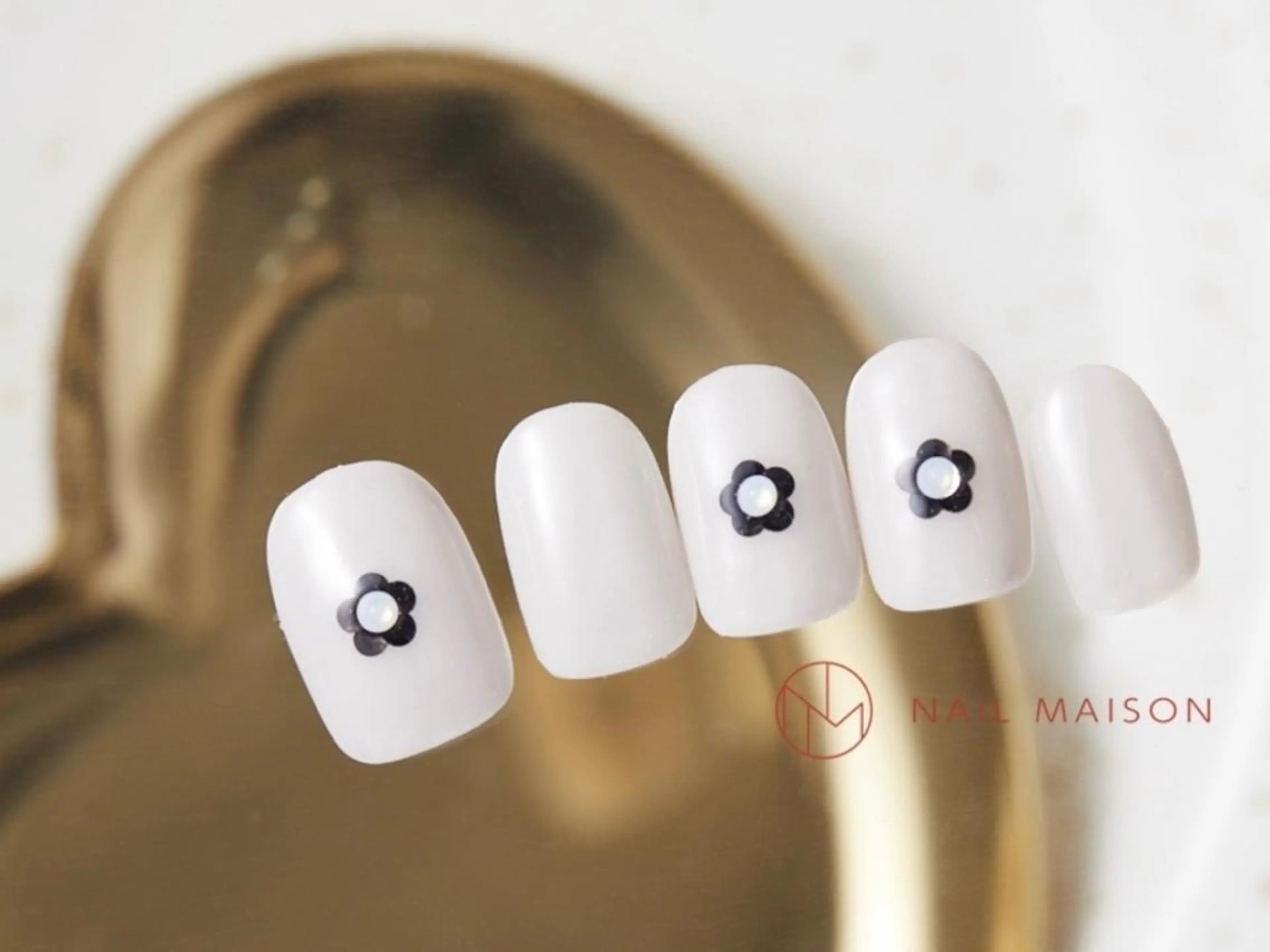 ネイル シンプルネイル T RIRIKAのネイルデザイン