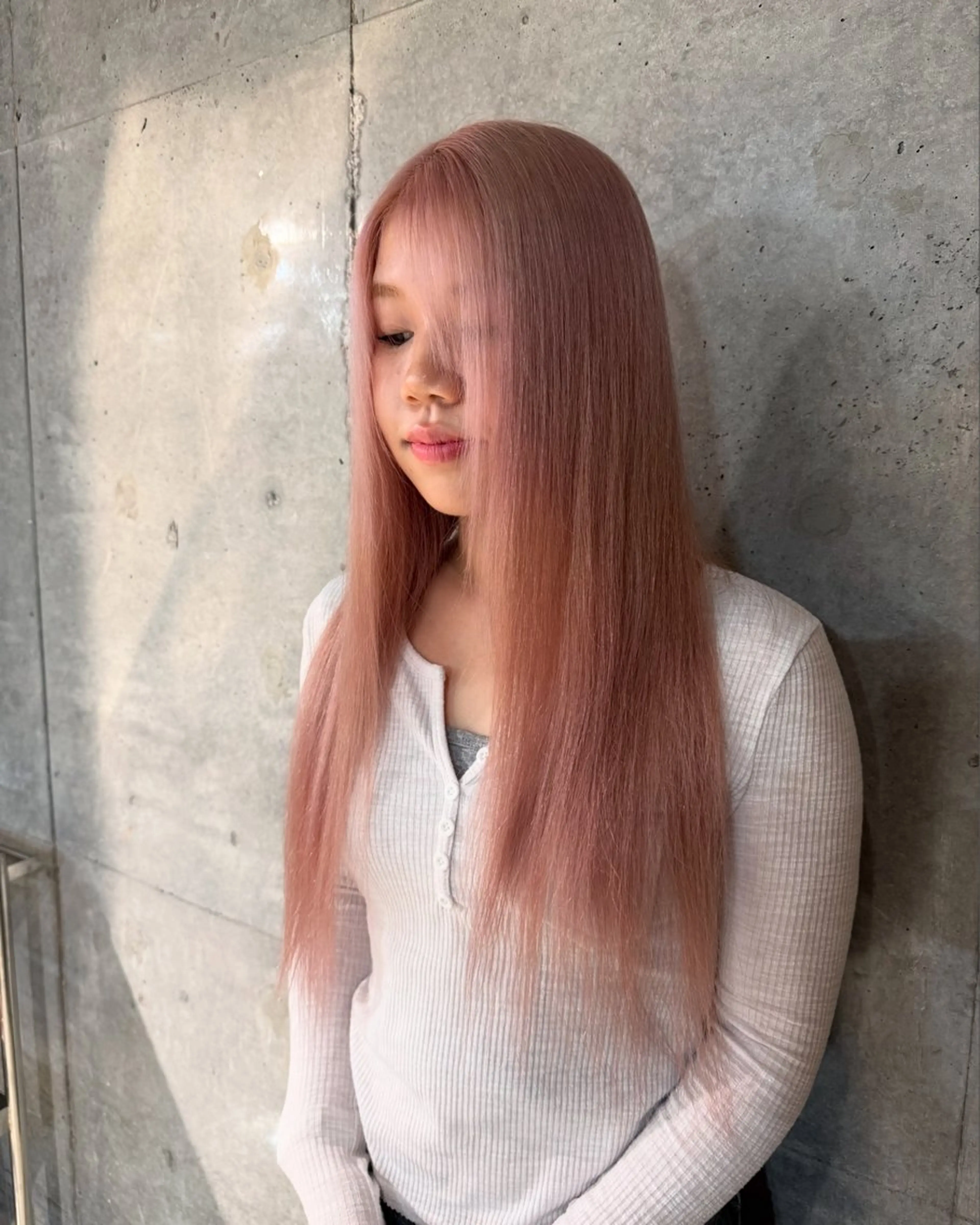 ミディアム カラー ヘアカラー ハイトーン特化/ 複雑履歴修正/拓真のヘアスタイル