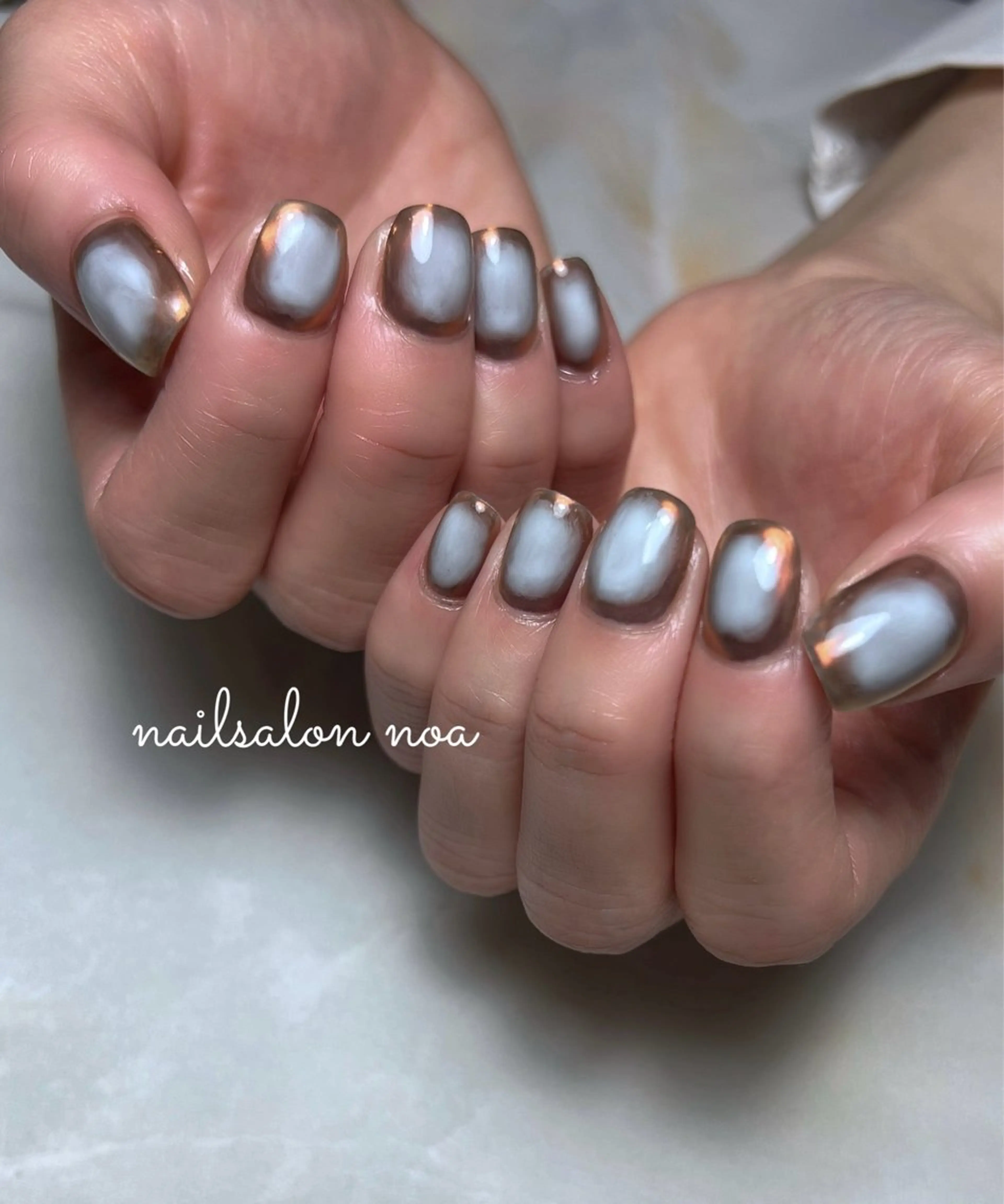 ネイル カジュアル ジェルネイル ミラーネイル ニュアンスネイル パラジェル ハンドネイル nailsalon noa所属・ショートネイル専門店 sakiのネイルデザイン