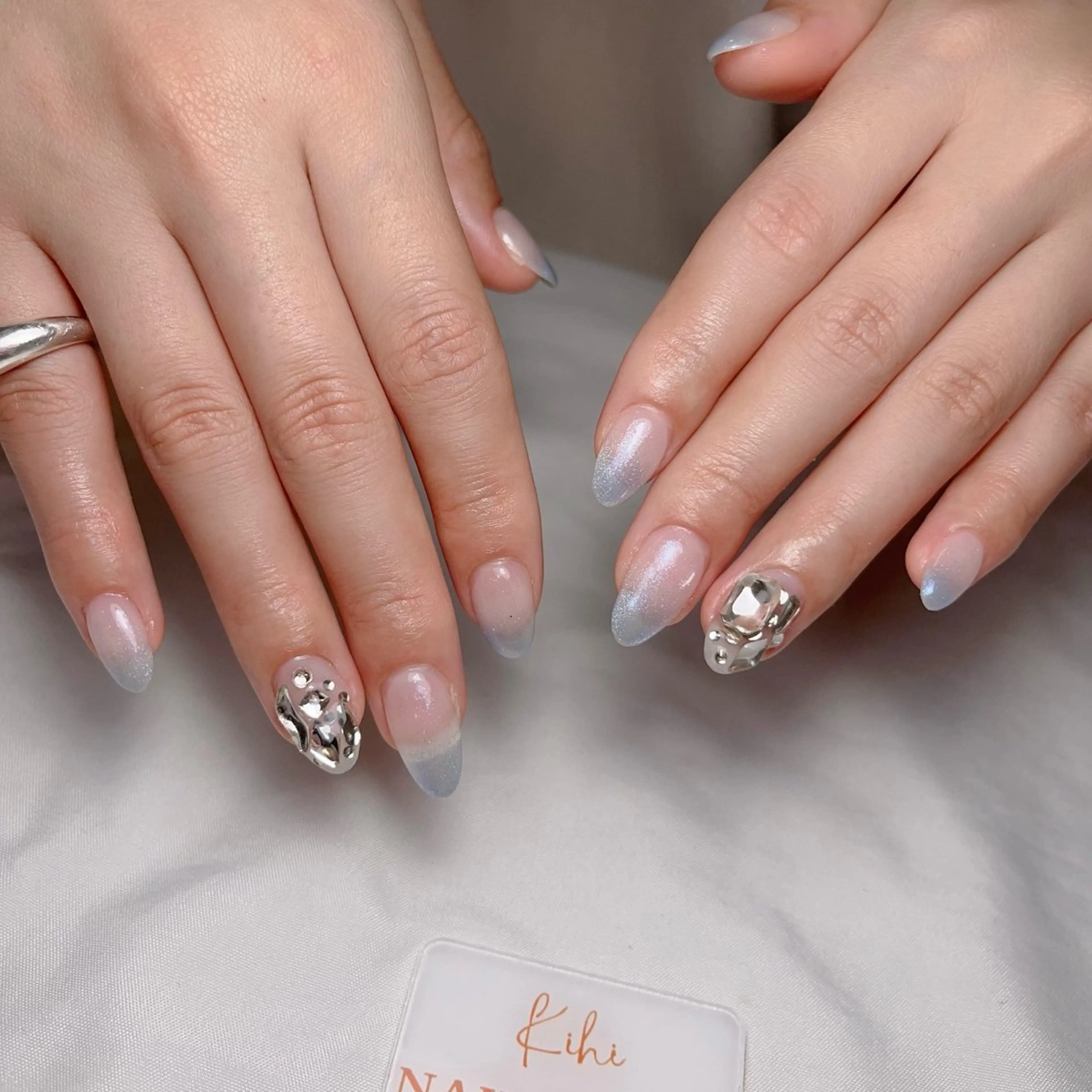 ネイル アートネイル フレンチネイル ジェルネイル グラデーション 韓国ネイル ハンドネイル ハンドケア さくら💮💮 【オフ無料】のネイルデザイン