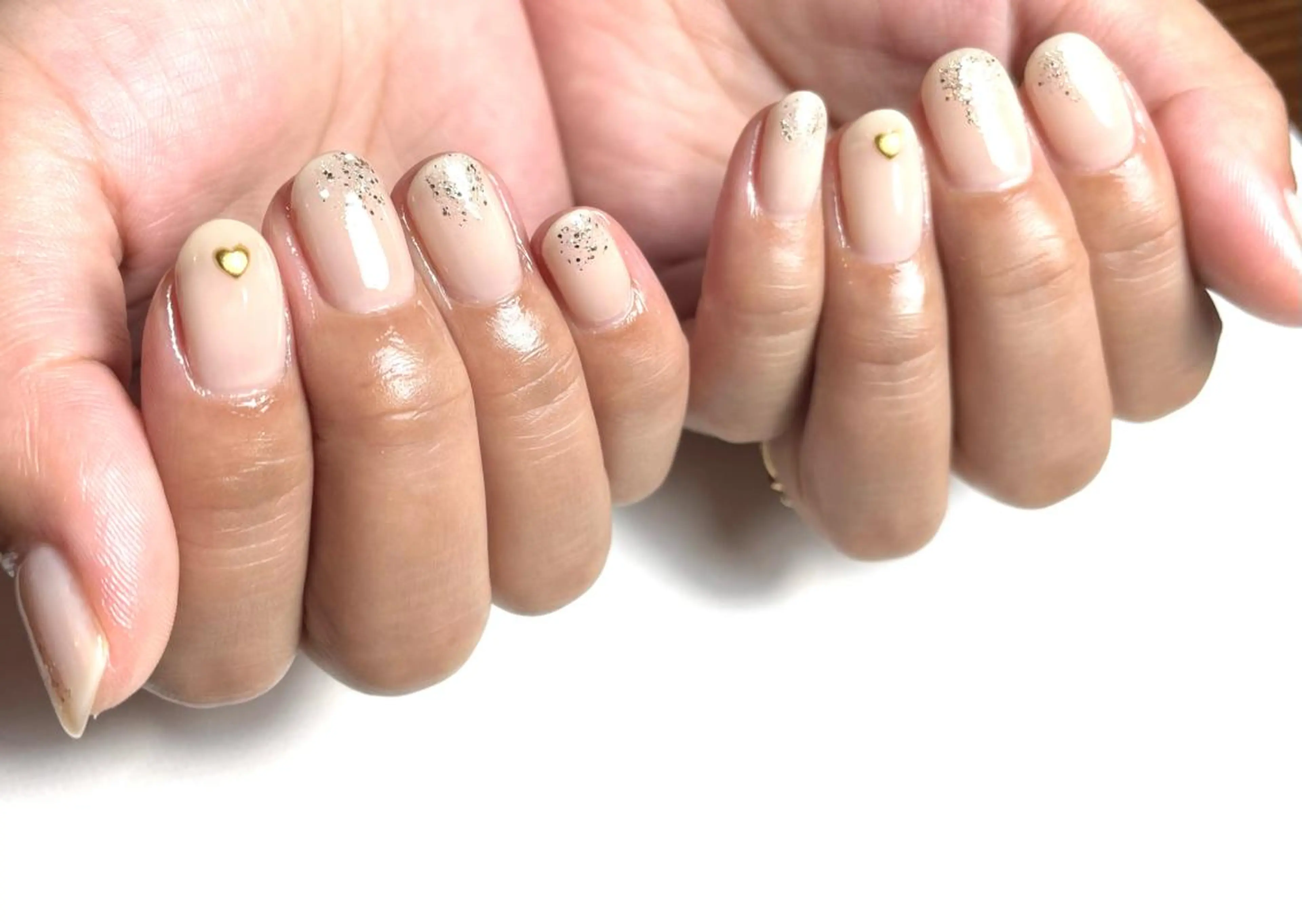 ネイル ハート ラメ(グリッター) le_rire _nailのネイルデザイン