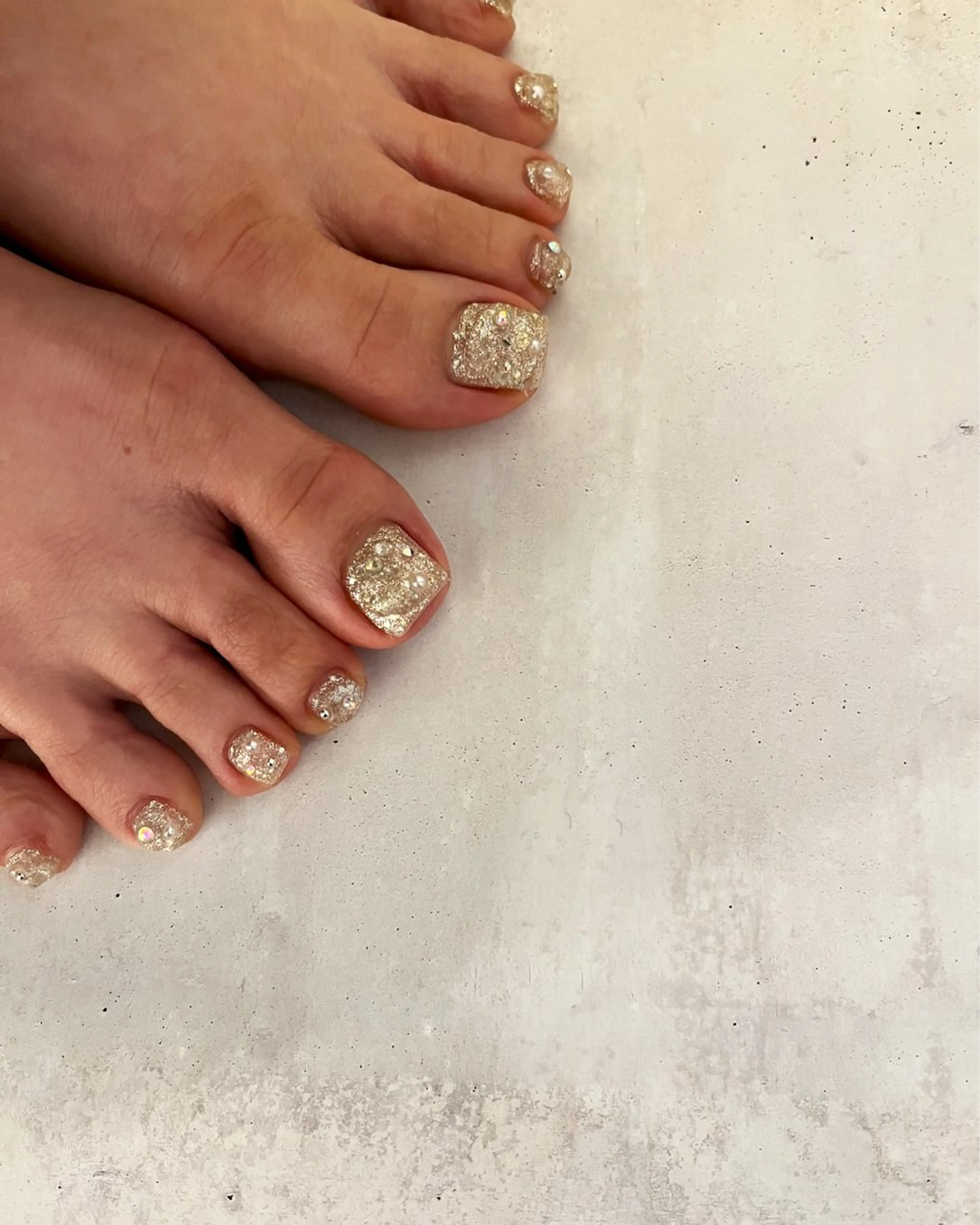 ネイル キラキラネイル フットネイル K Aのネイルデザイン