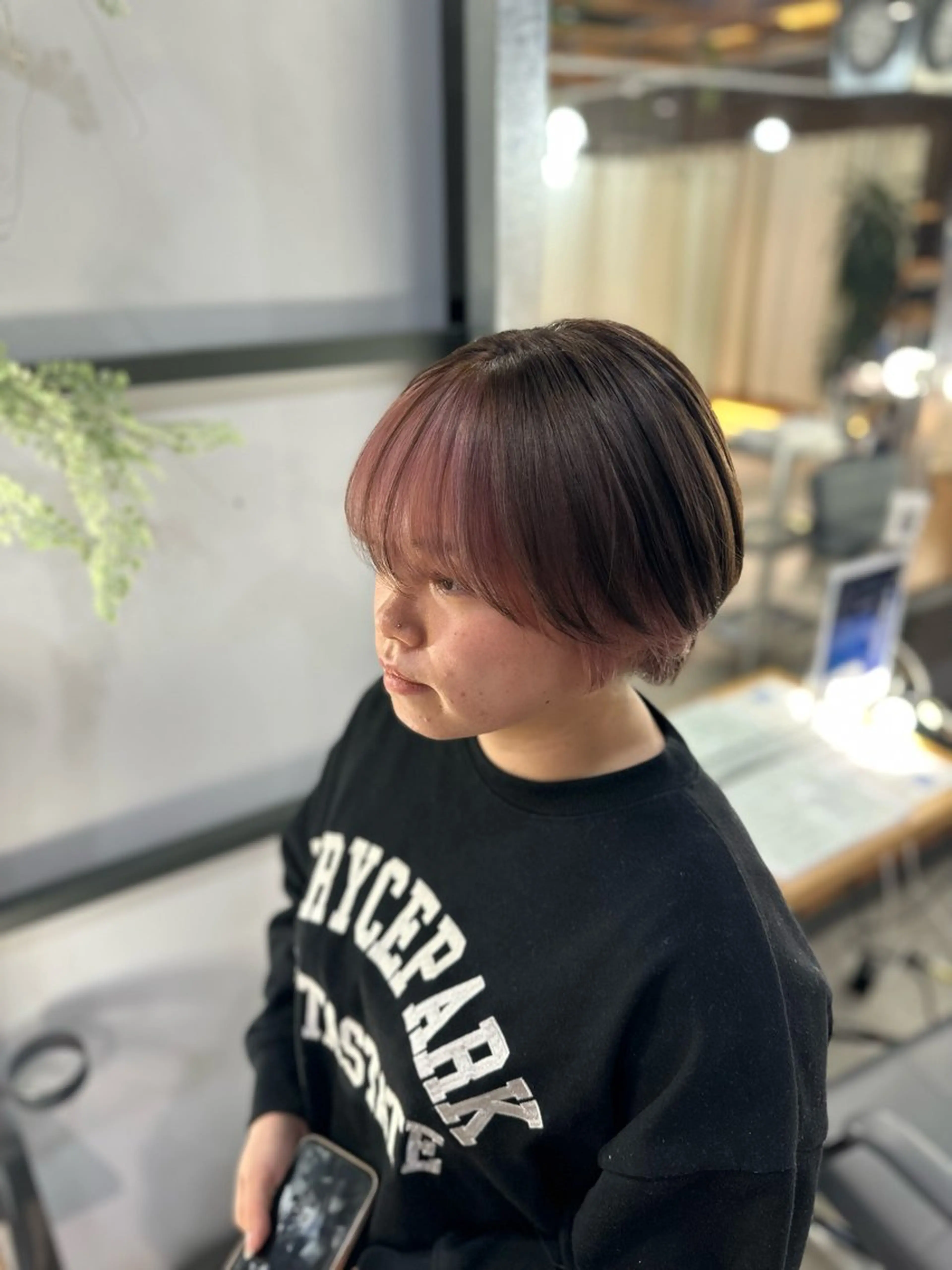 ショート カラー 溜 一太のヘアスタイル