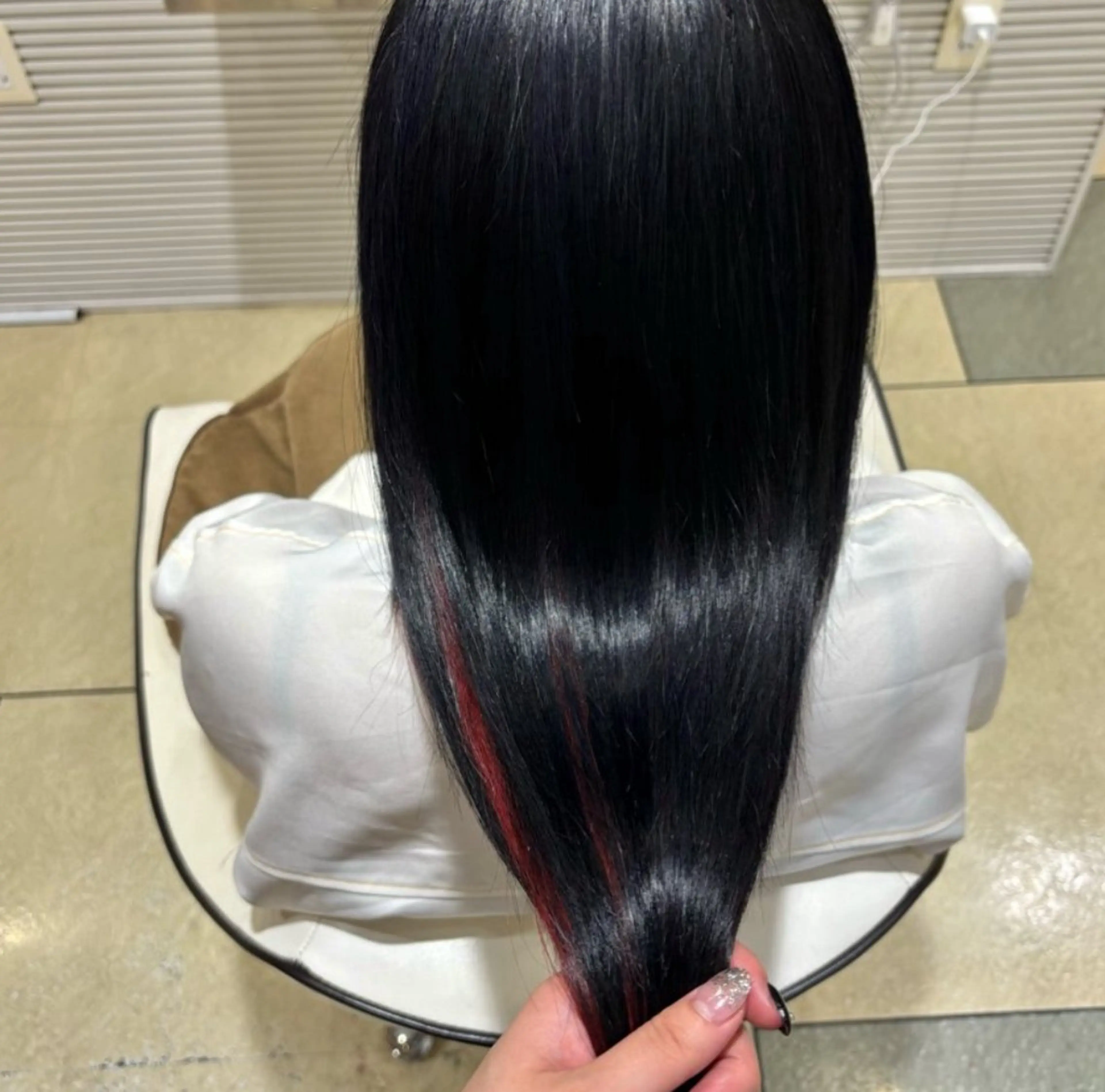 ロング カラー 髪質改善 ロング トリートメント カット ヘアカラー トリートメント 透明感カラー/ くびれヘア/ユウユのヘアスタイル