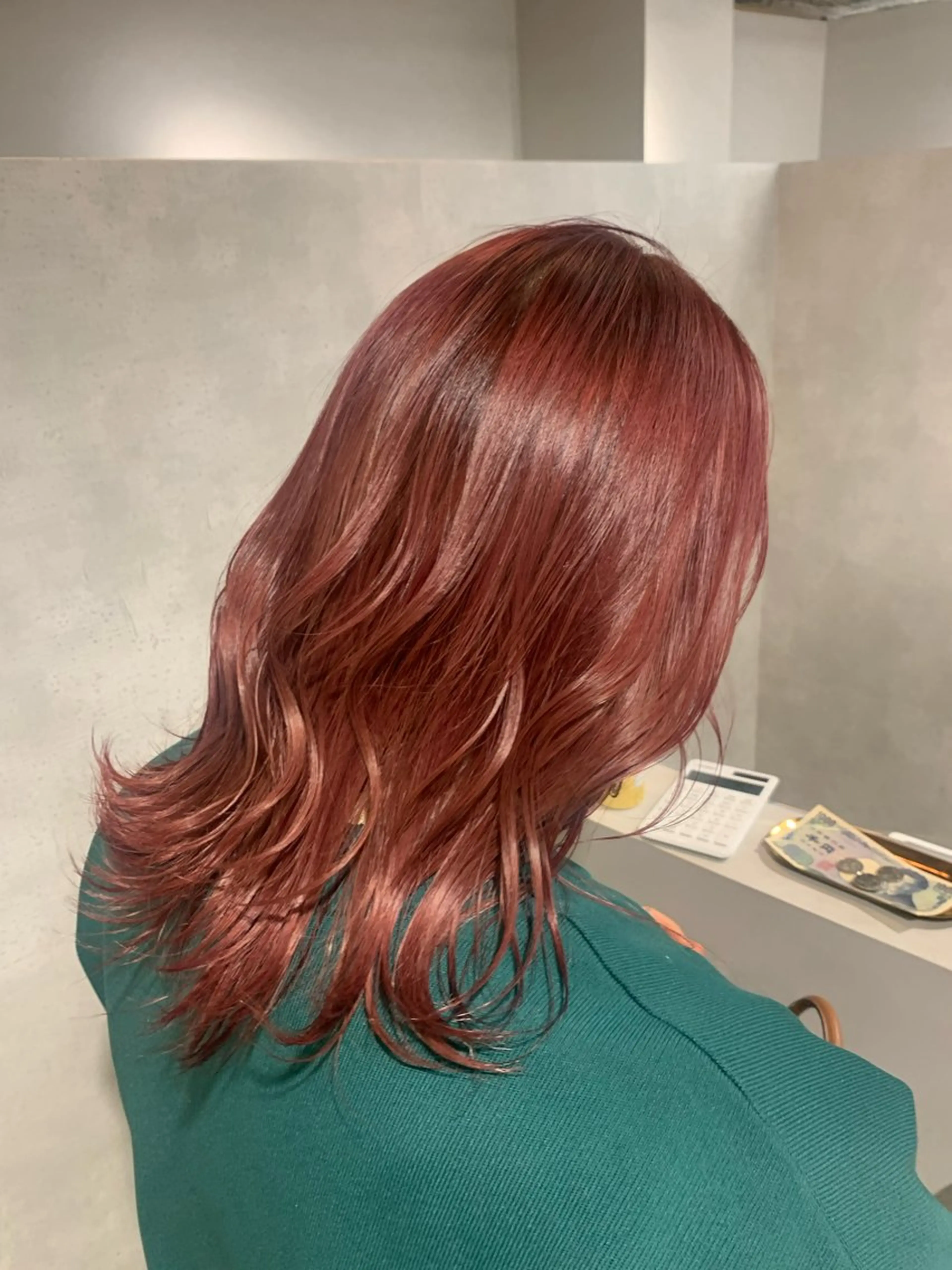 ミディアム カラー FURUKAWA JUNYAのヘアスタイル