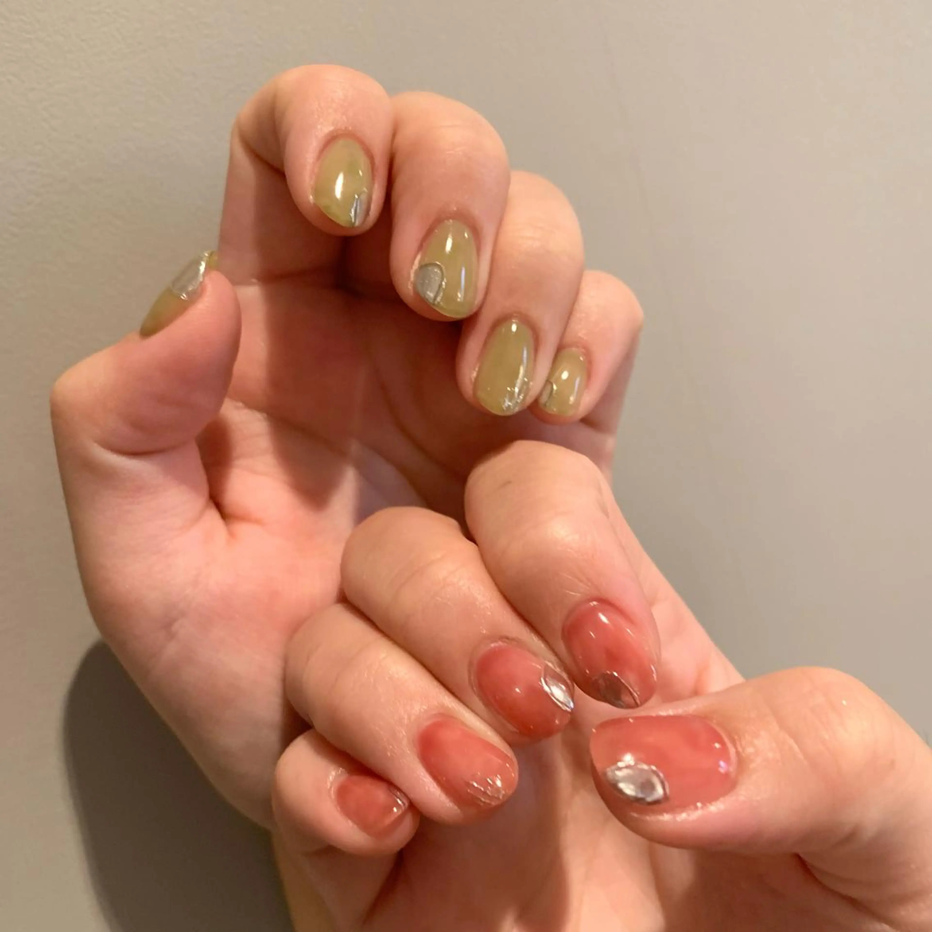 ネイル ハンドネイル ウシク ミユキのネイルデザイン