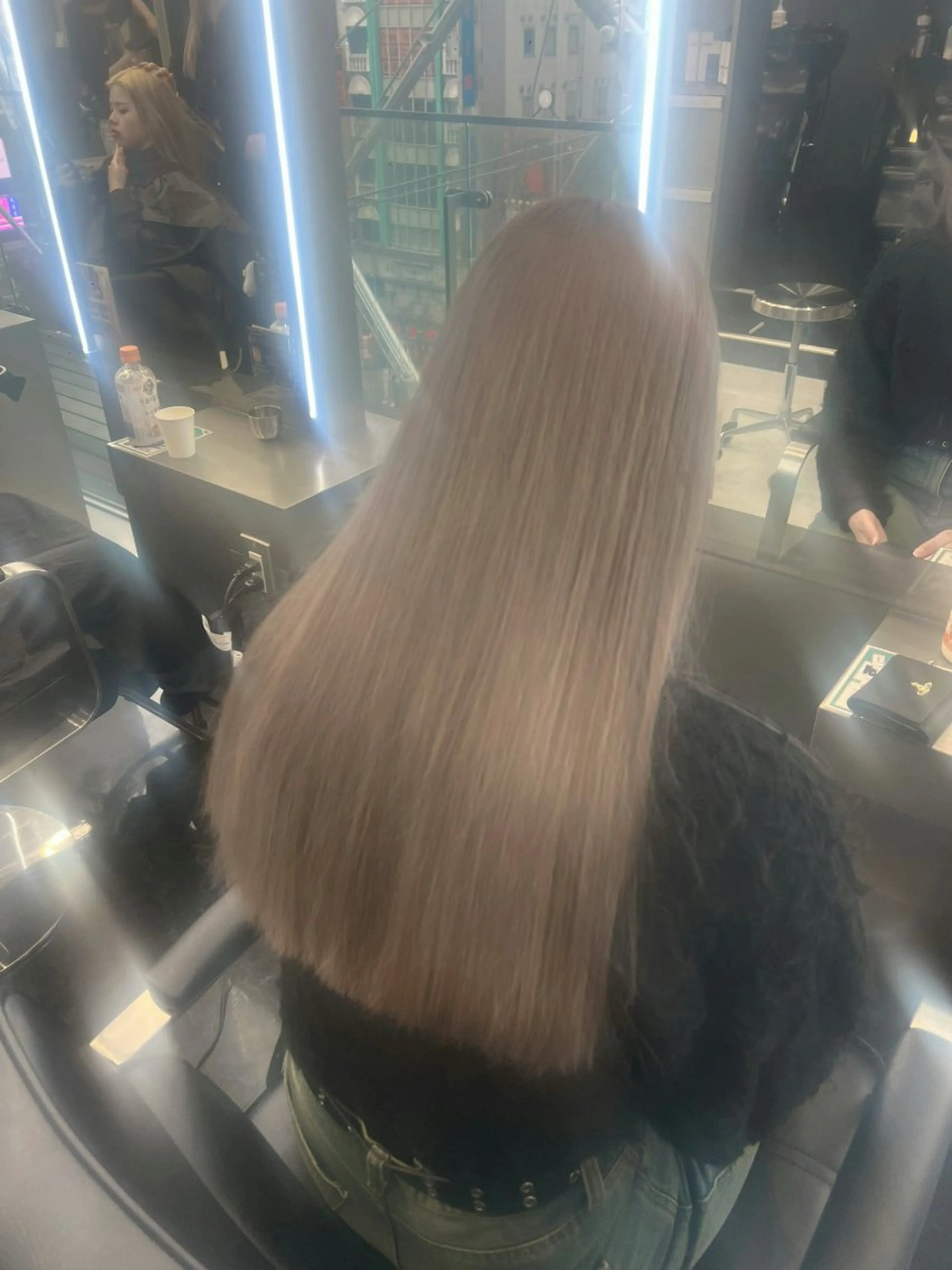 カラー レイヤーカット⭐️/ AYAKAのヘアスタイル