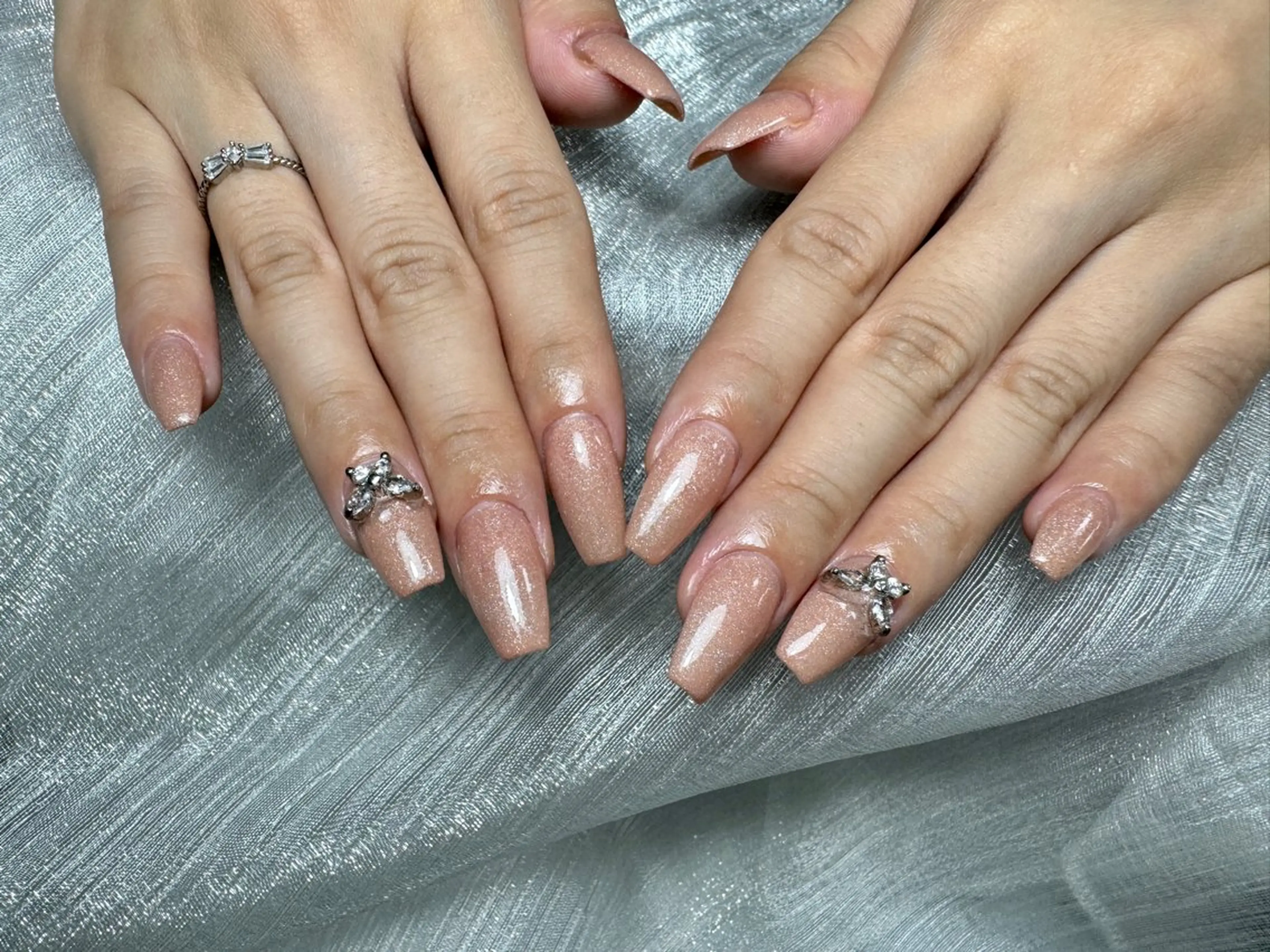 ネイル ハンドネイル ハンドケア 💕Dreamy KIYO💕のネイルデザイン