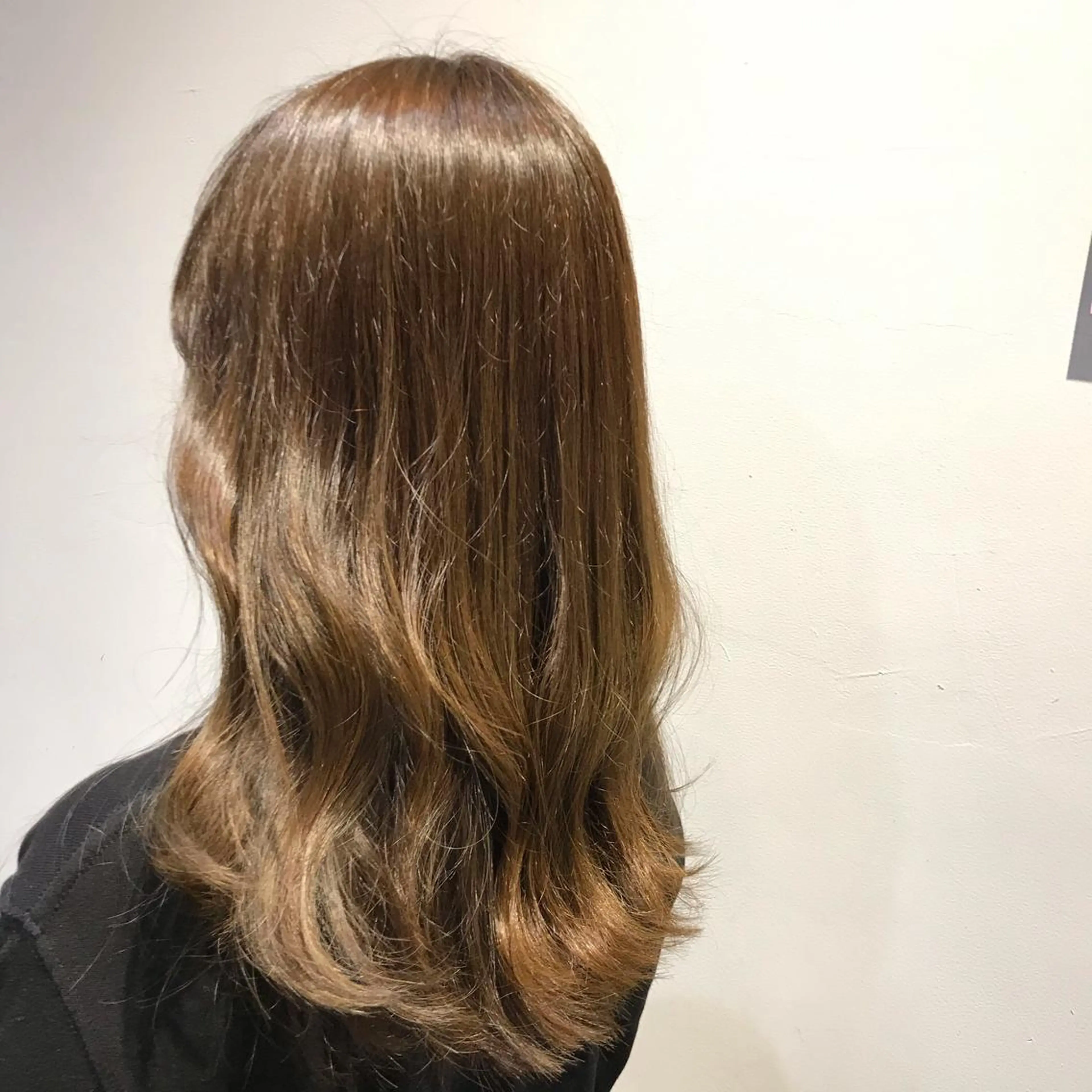 ✔️ハイライトカラー  ハイライト1枚500円~  7000円から＋oggiottoトリートメントの写真