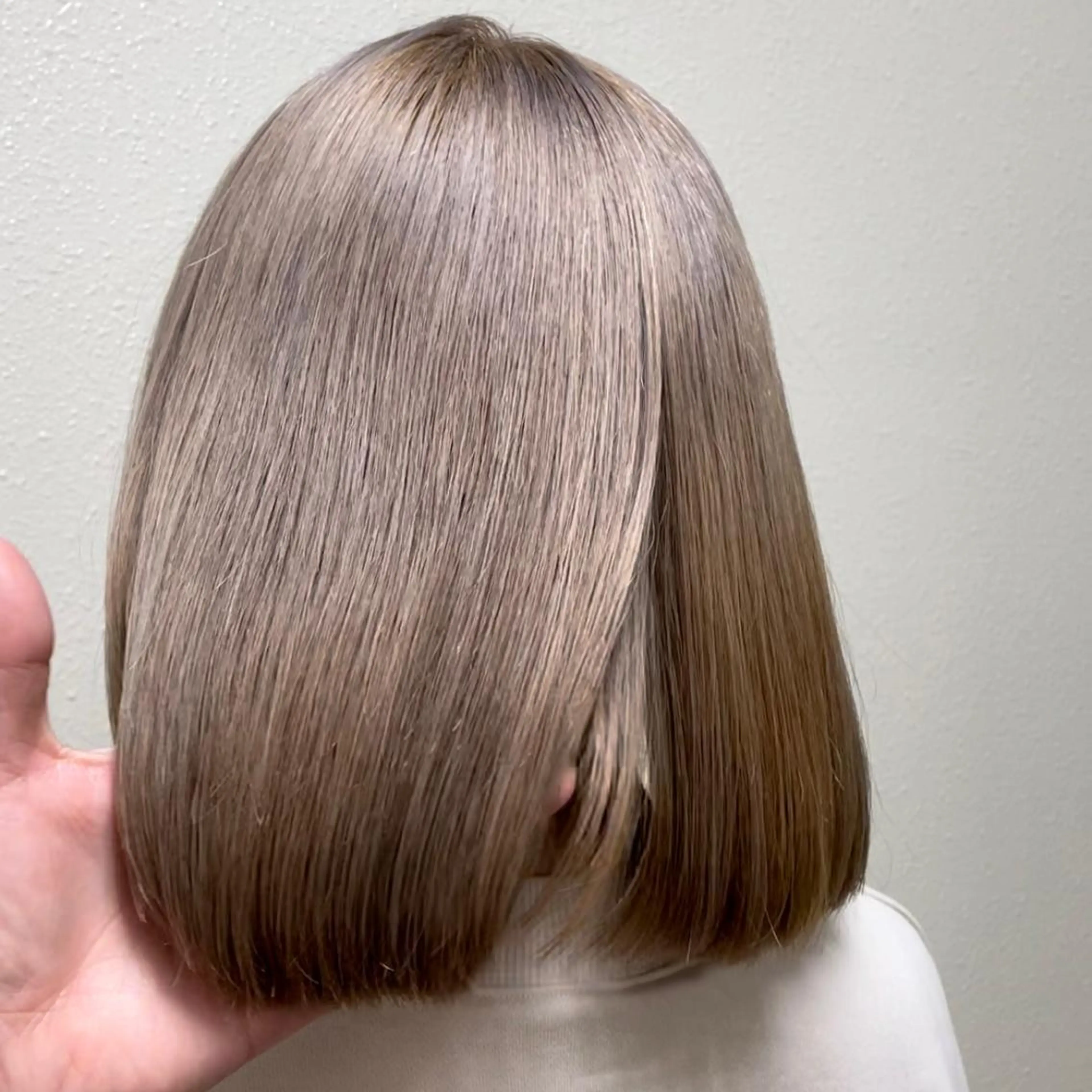 ミディアム カラー パーマ ヘアアレンジ メンズ キッズ ネイル マツエク・マツパ メンズバレイヤージュ メンズブリーチ メンズハイライト メンズハイトーン メンズインナーカラー 髪質改善🇰🇷 レイヤーカット/梅田のヘアスタイル