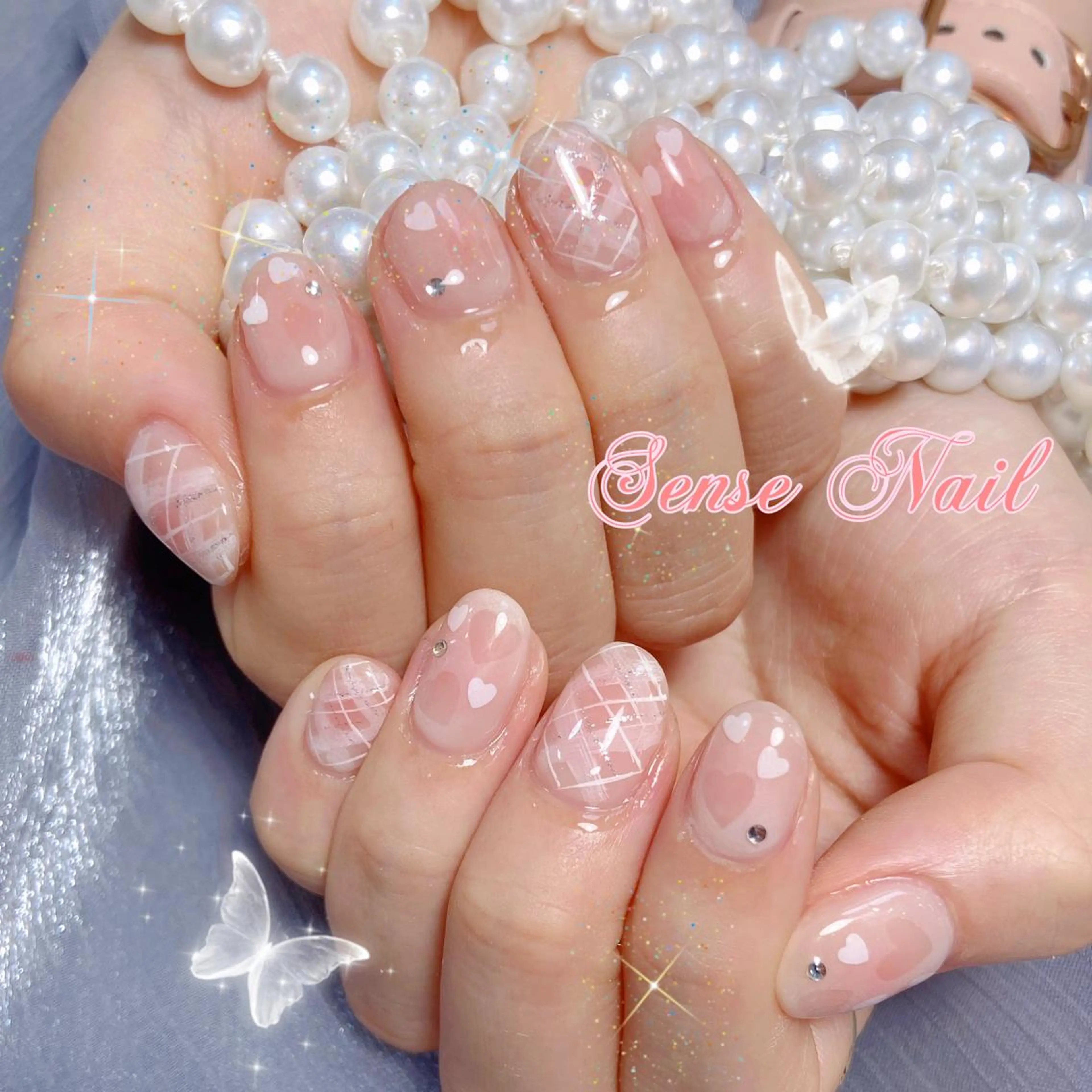 ネイル Queening 🦋のネイルデザイン