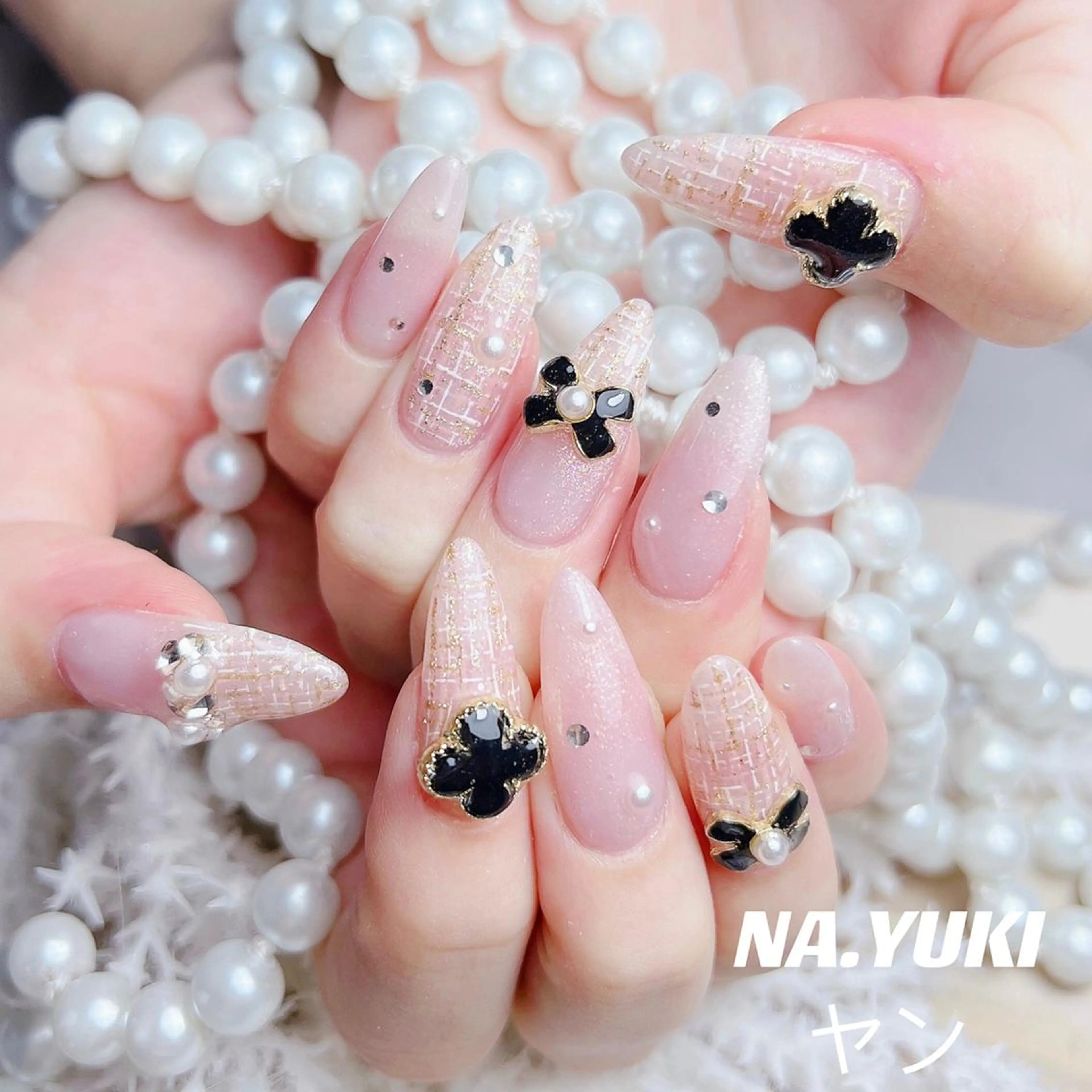 ネイル なお 🐝のネイルデザイン