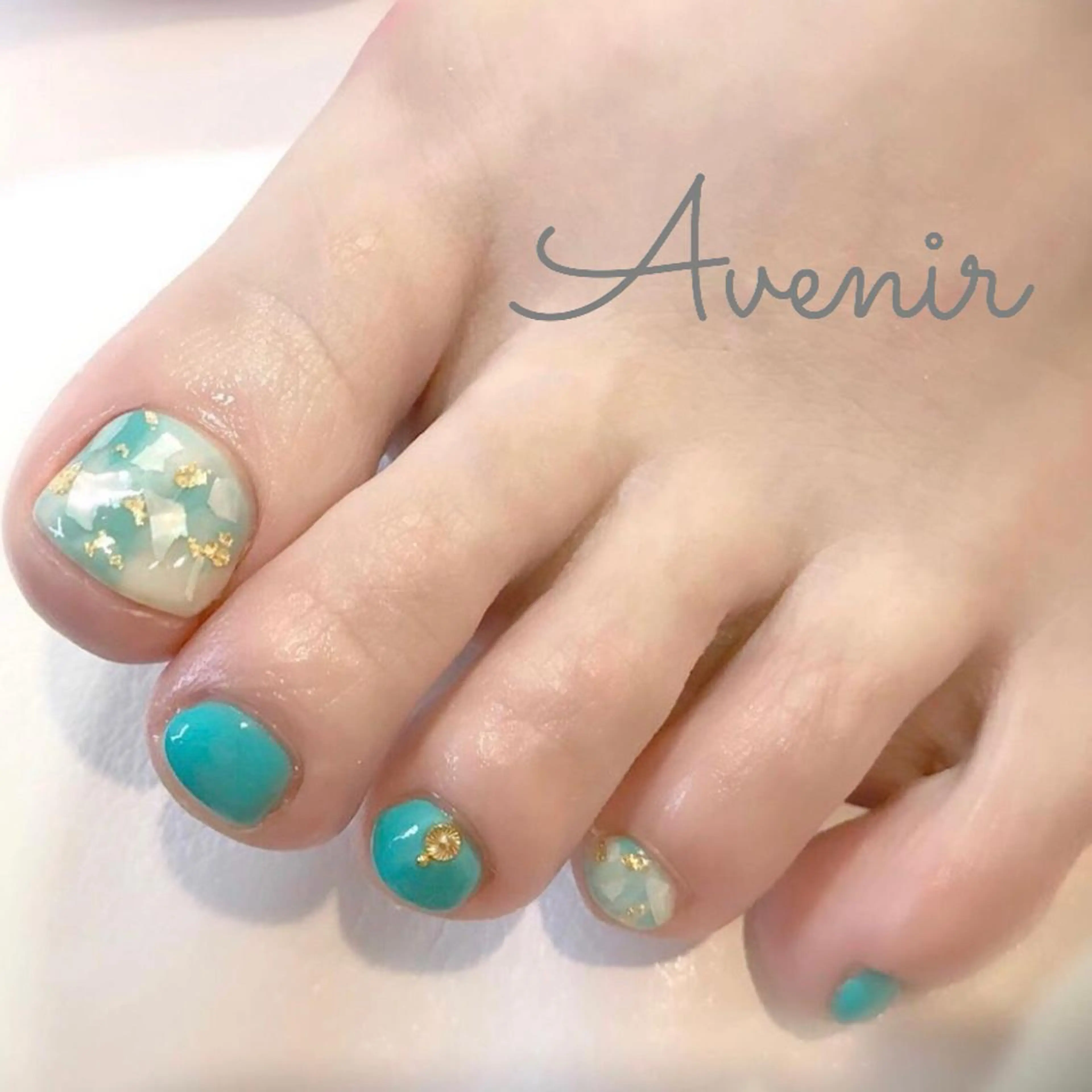 ネイル Avenir 表参道 nail＆eye予約のネイルデザイン