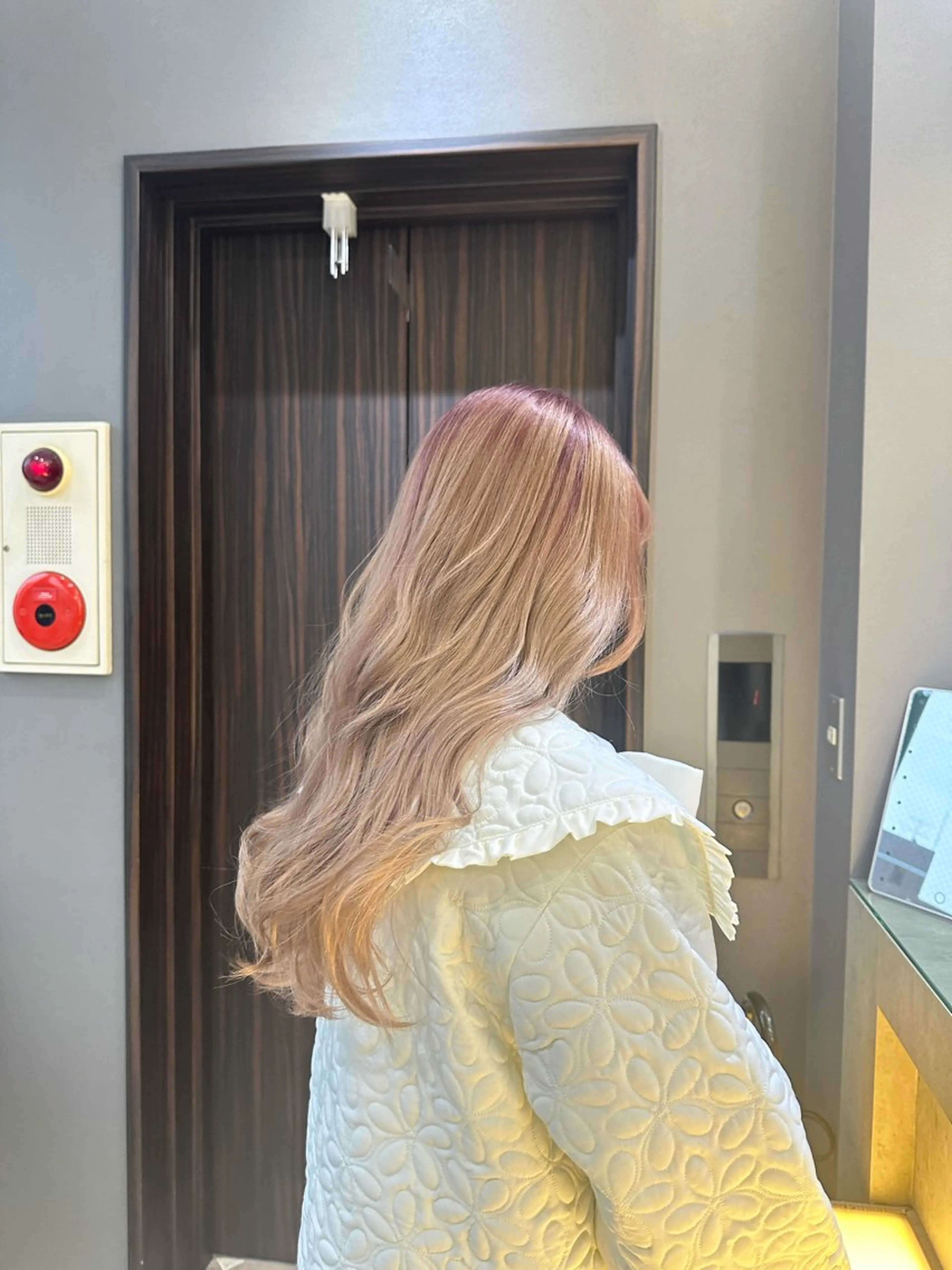 セミロング カラー JILL/鶴岡 和幸/天神のヘアスタイル