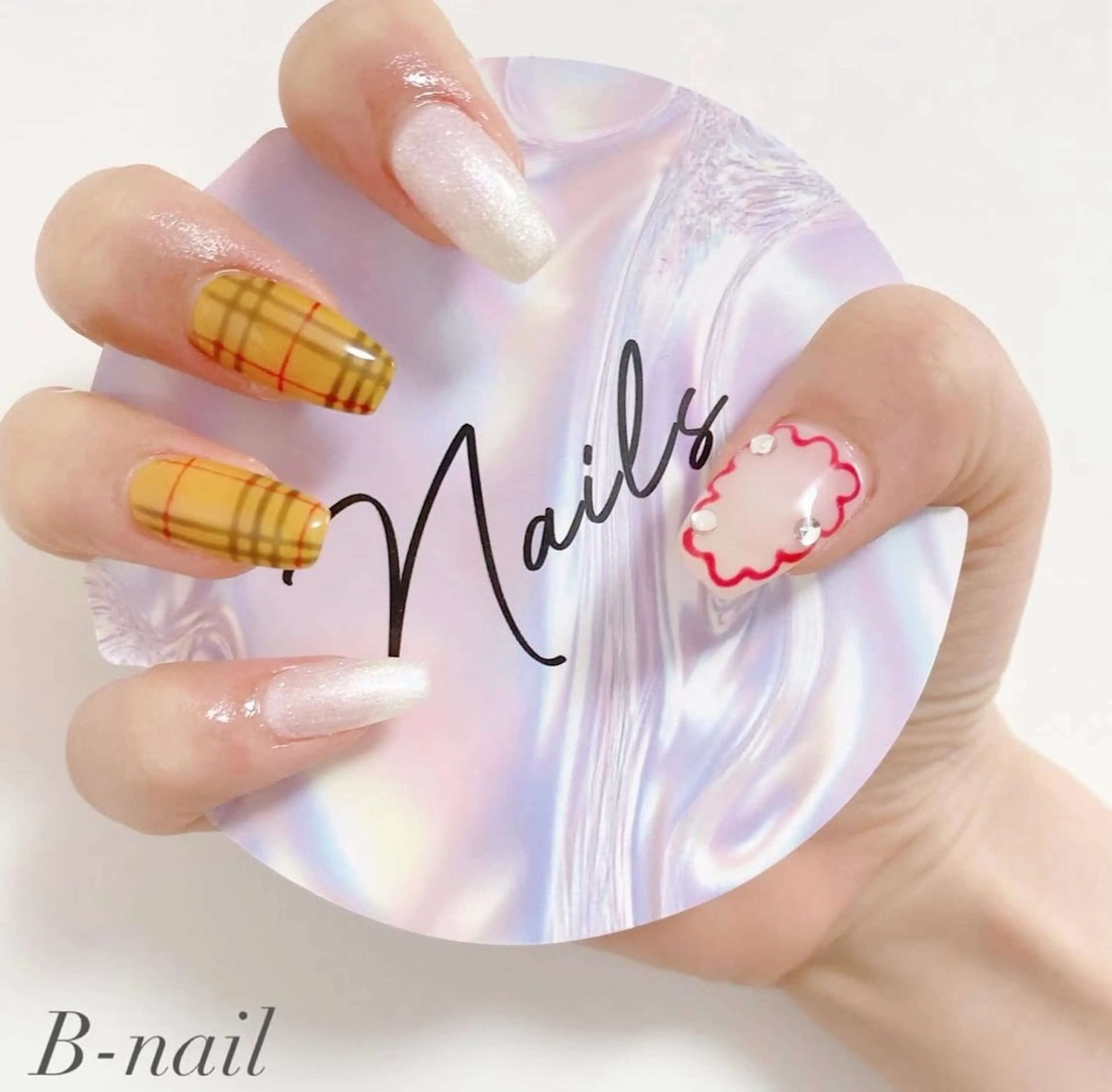 ネイル ハンドネイル B- nailのネイルデザイン