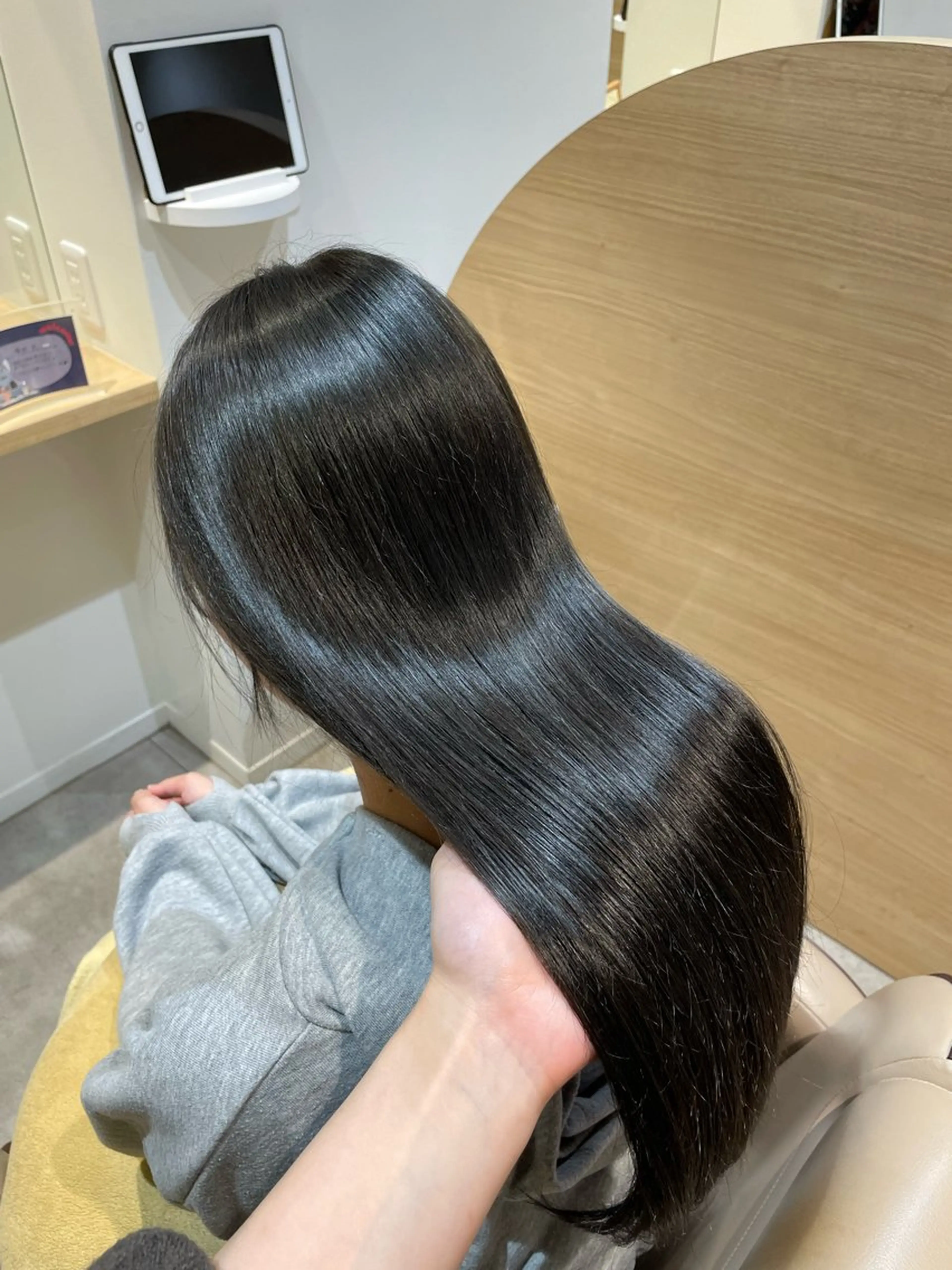 ロング カラー MIKU .のヘアスタイル