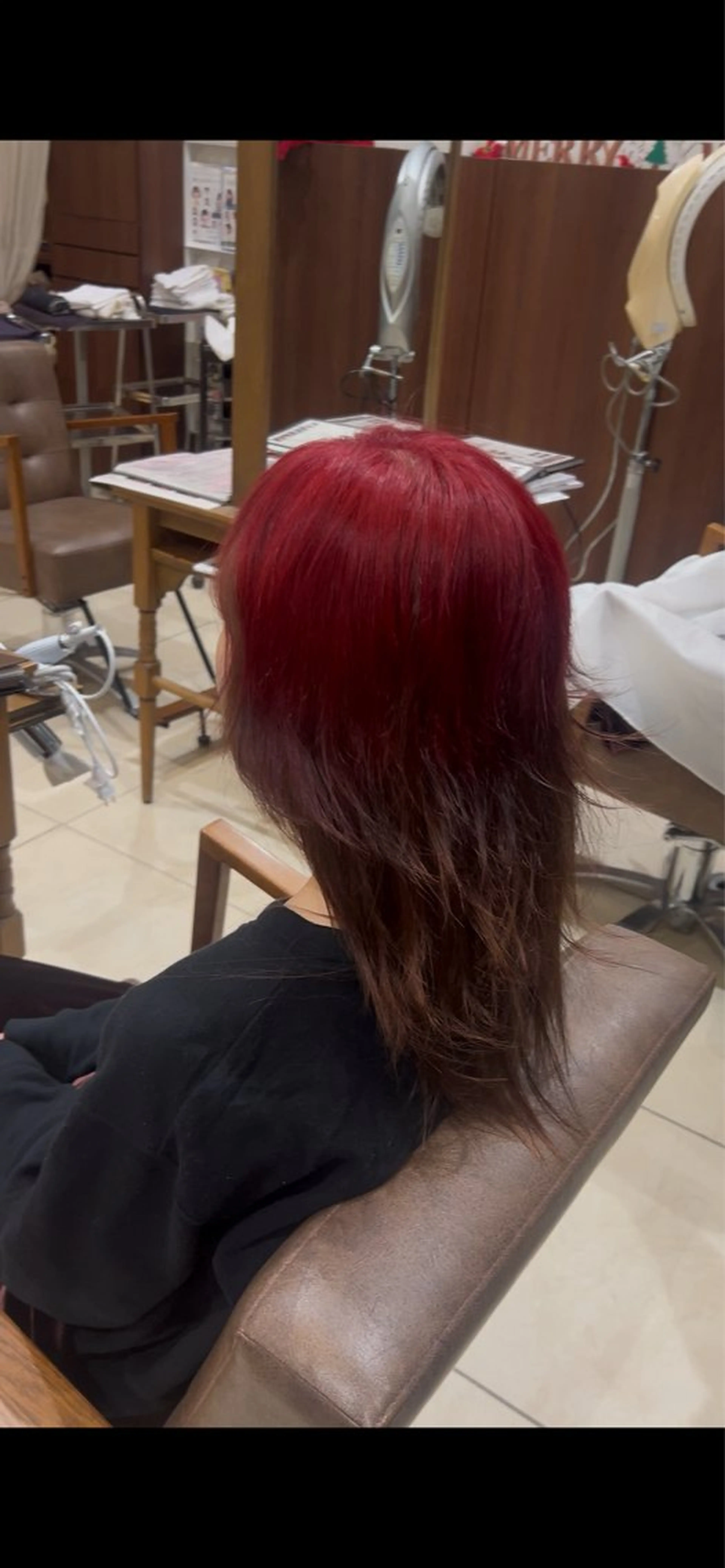 セミロング カラー ブリーチ 髪質改善 ヘアカラー 竹内帆希/縮毛矯正 /レイヤーカットのヘアスタイル