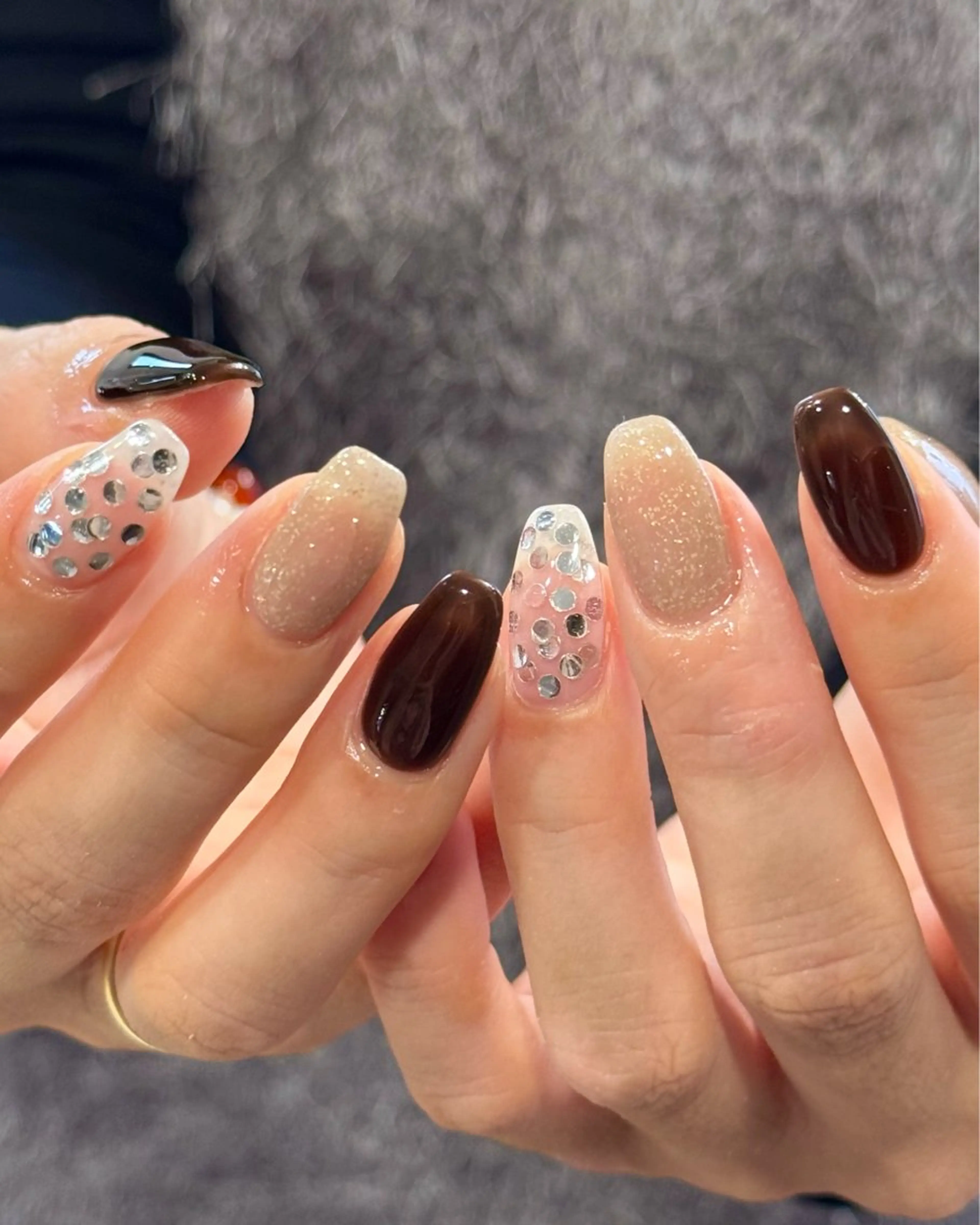 ミディアム ハンドネイル AMI 下北沢駅徒歩3分のネイルデザイン