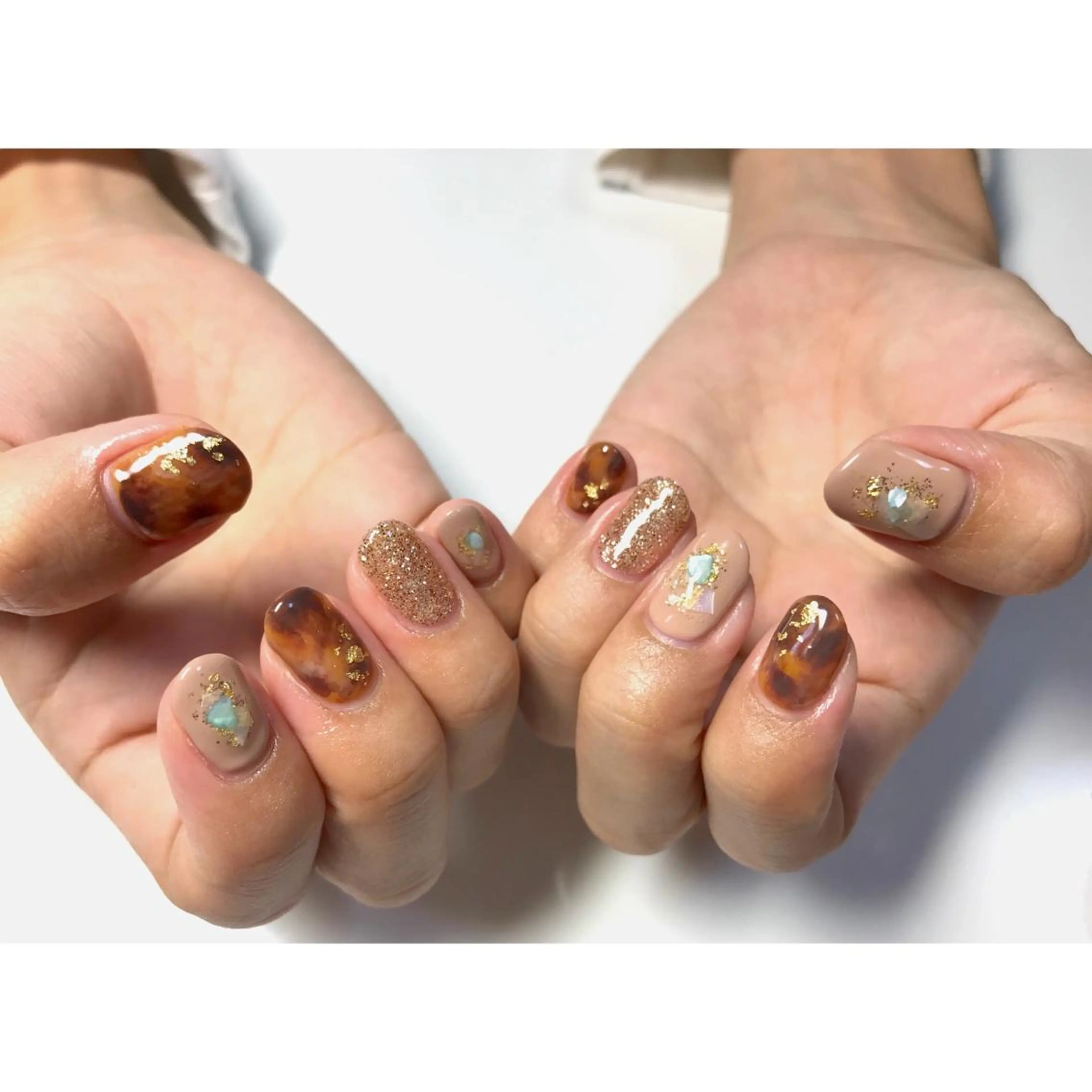 ネイル べっ甲ネイル ハンドネイル フットネイル Chitti yuuriのネイルデザイン