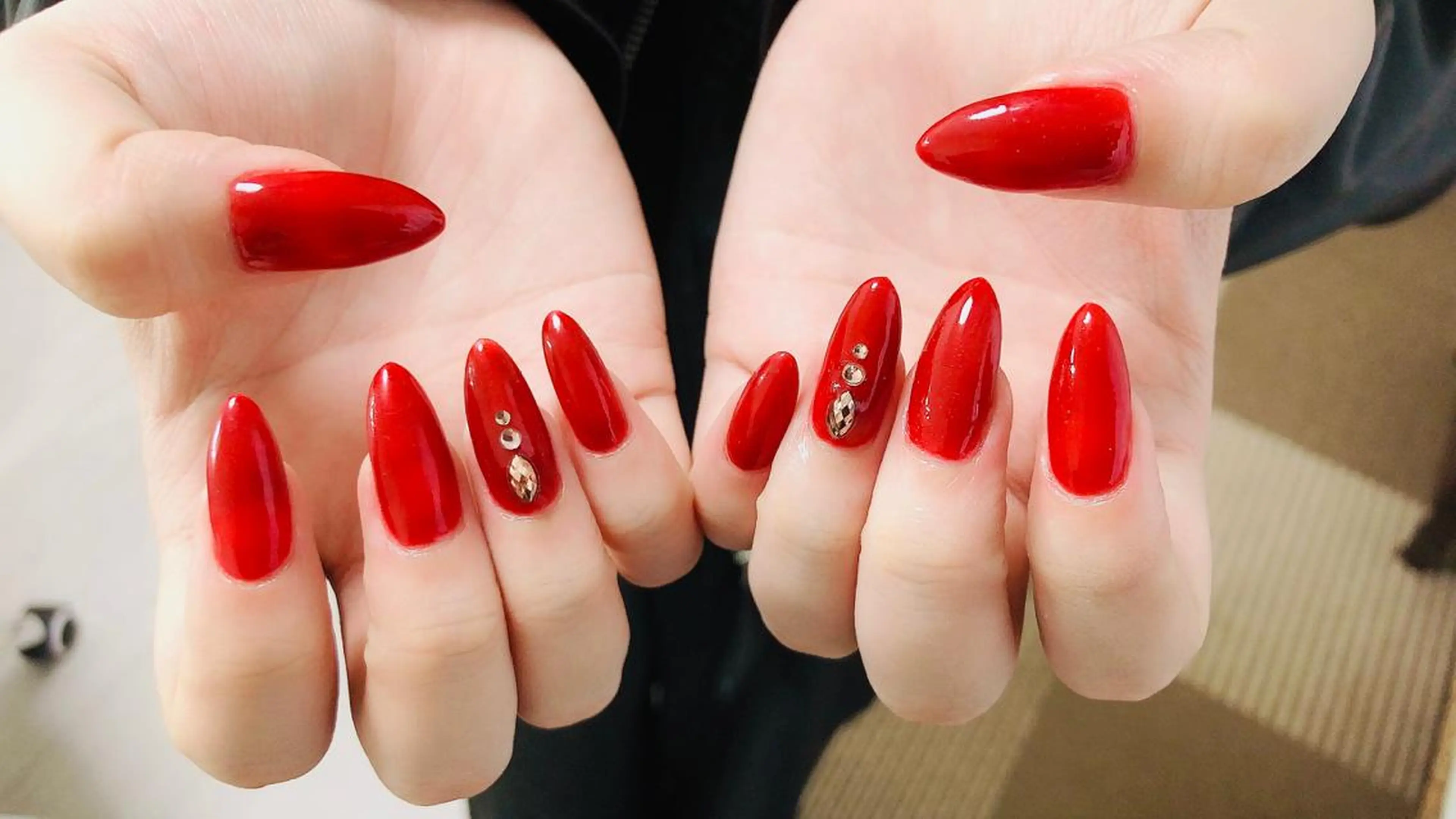 ネイル ハンドネイル 札幌ネイルgorella所属・gorella Ａのネイルデザイン