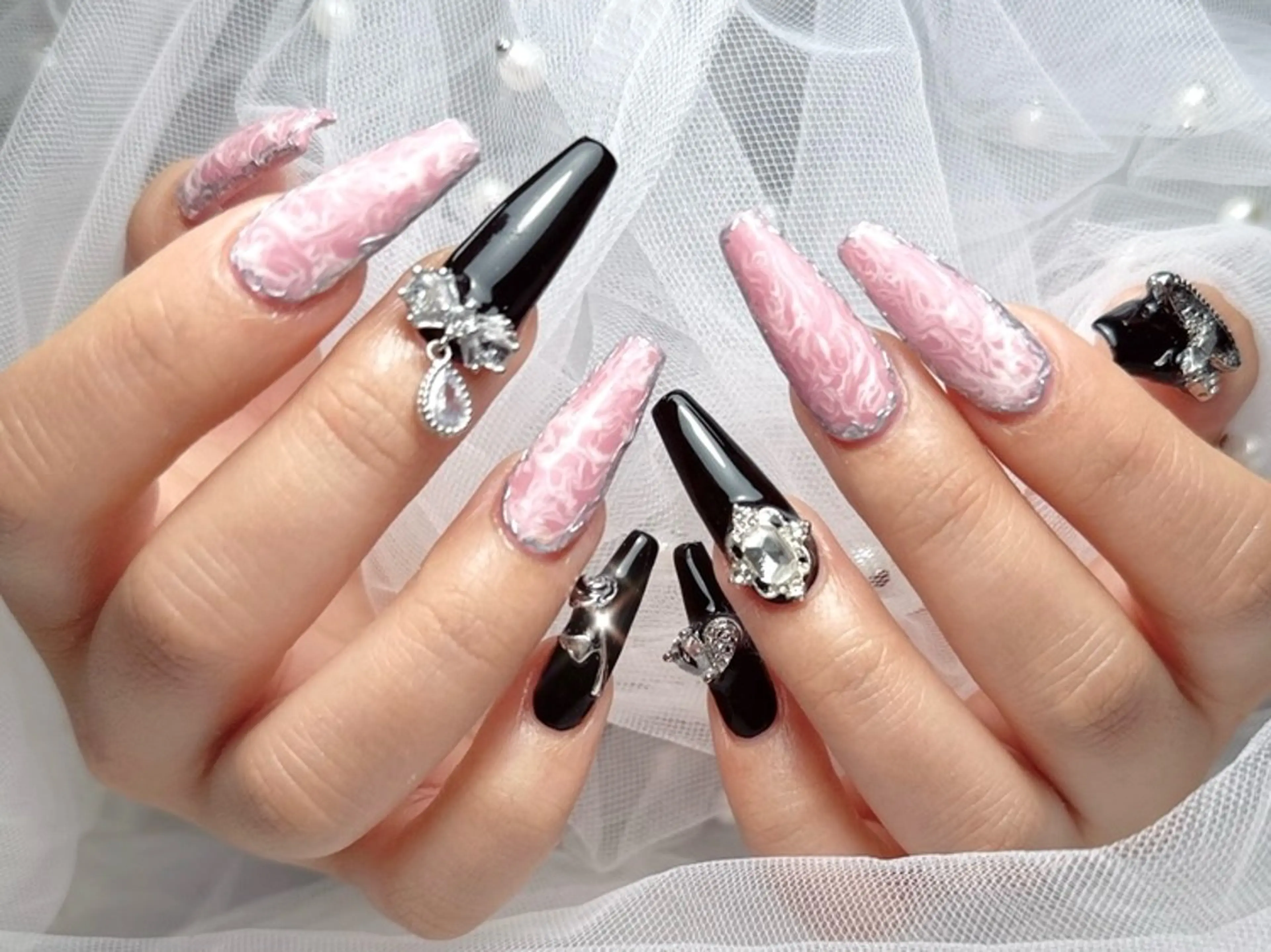 ネイル ハンドネイル アールワン NAIL SALONのネイルデザイン