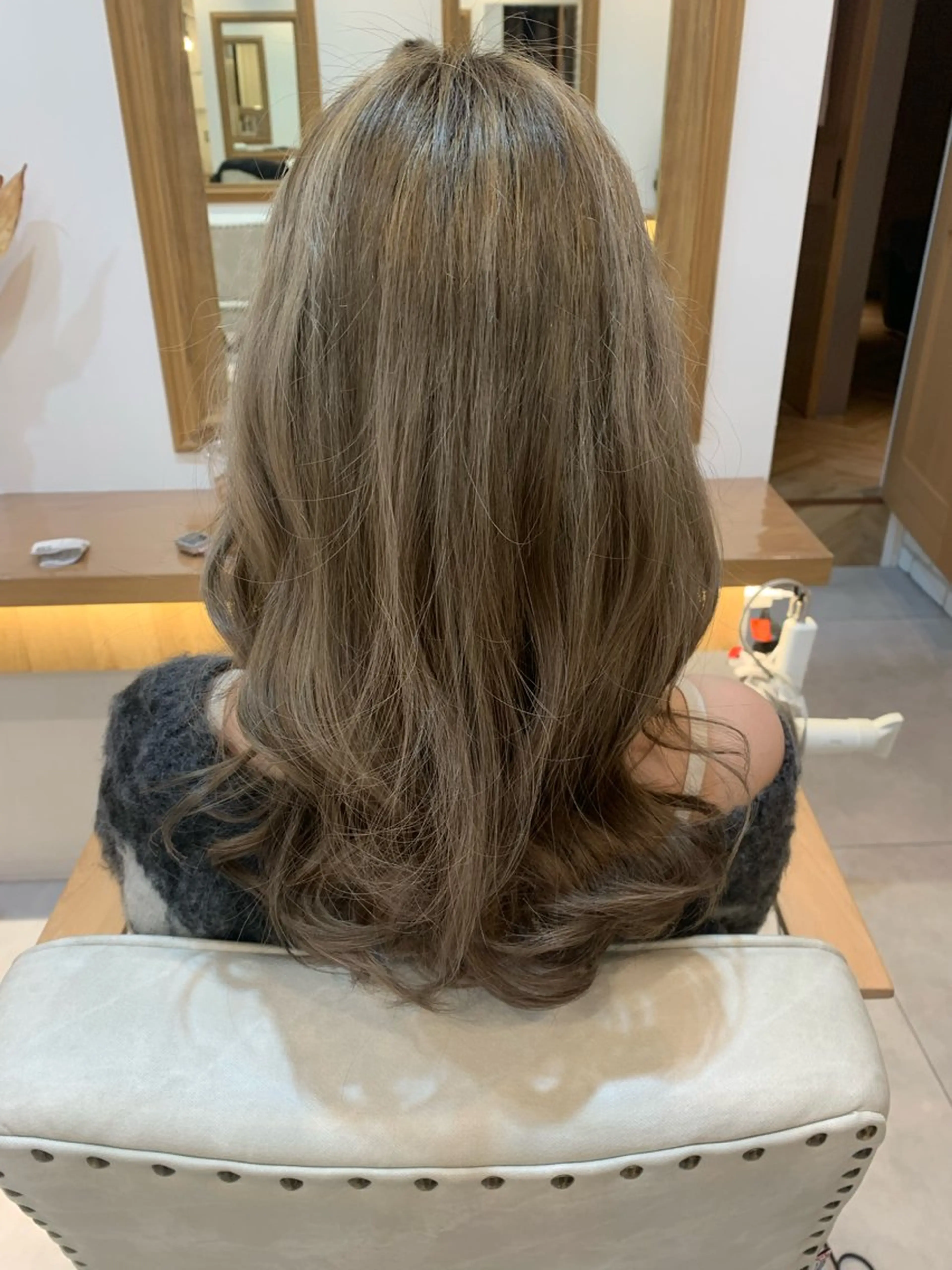 セミロング カラー ブリーチ ハイライトカラー ブリーチなしカラー ハイライト hair＆beauty geen所属・金子 和香菜のヘアスタイル