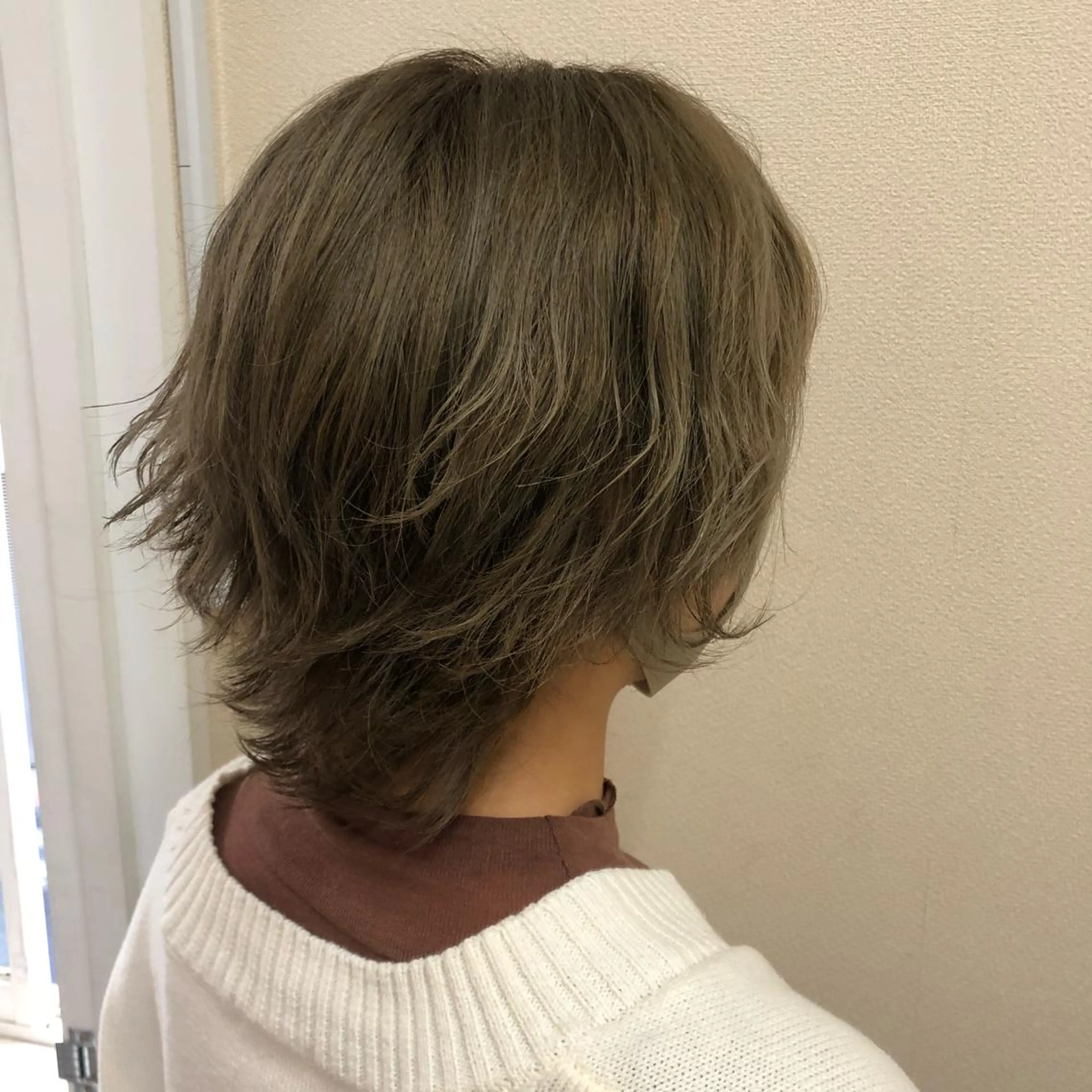 ショート ，comma momoka🪄のヘアスタイル