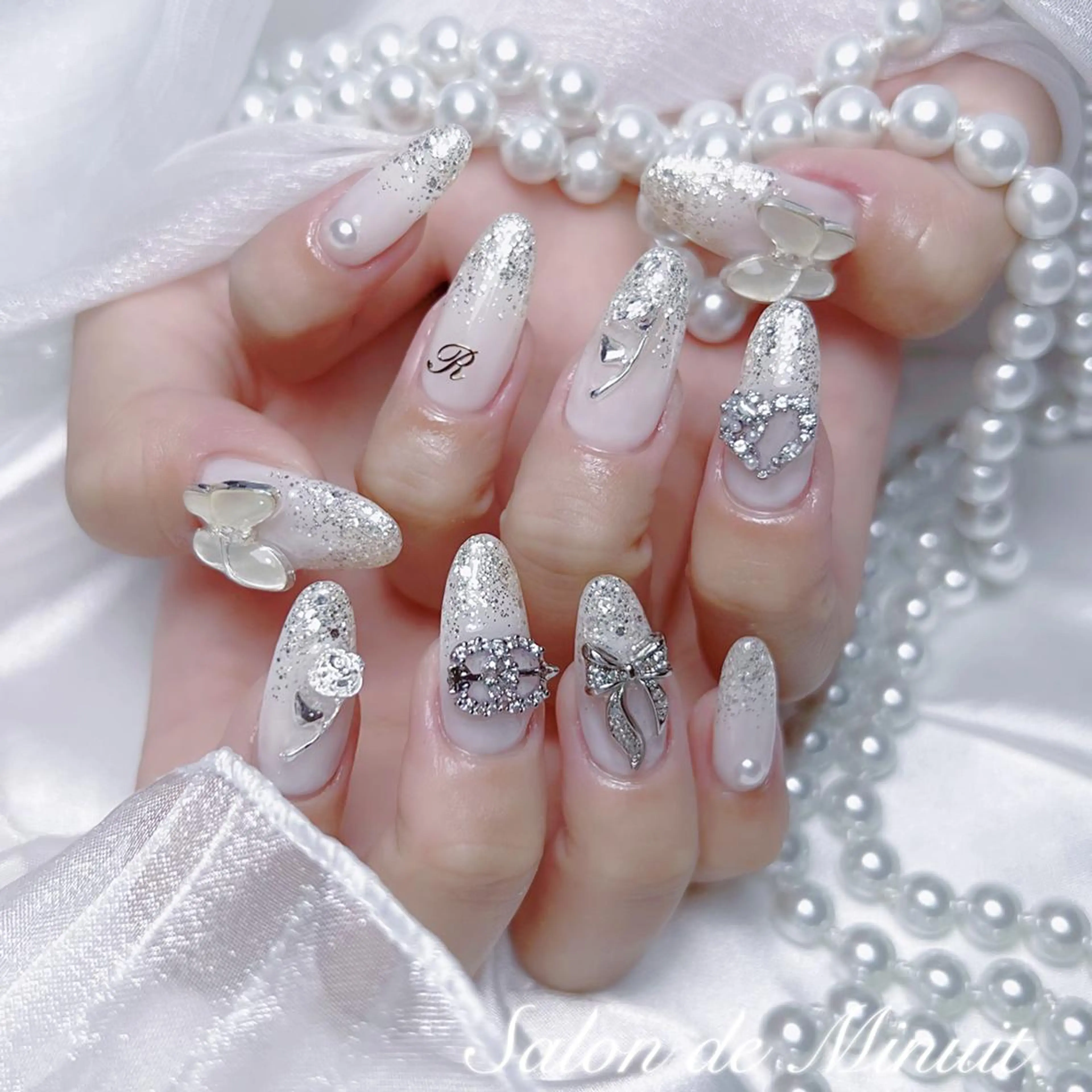 ネイル ハンドネイル ハンドケア Momo 🤍のネイルデザイン