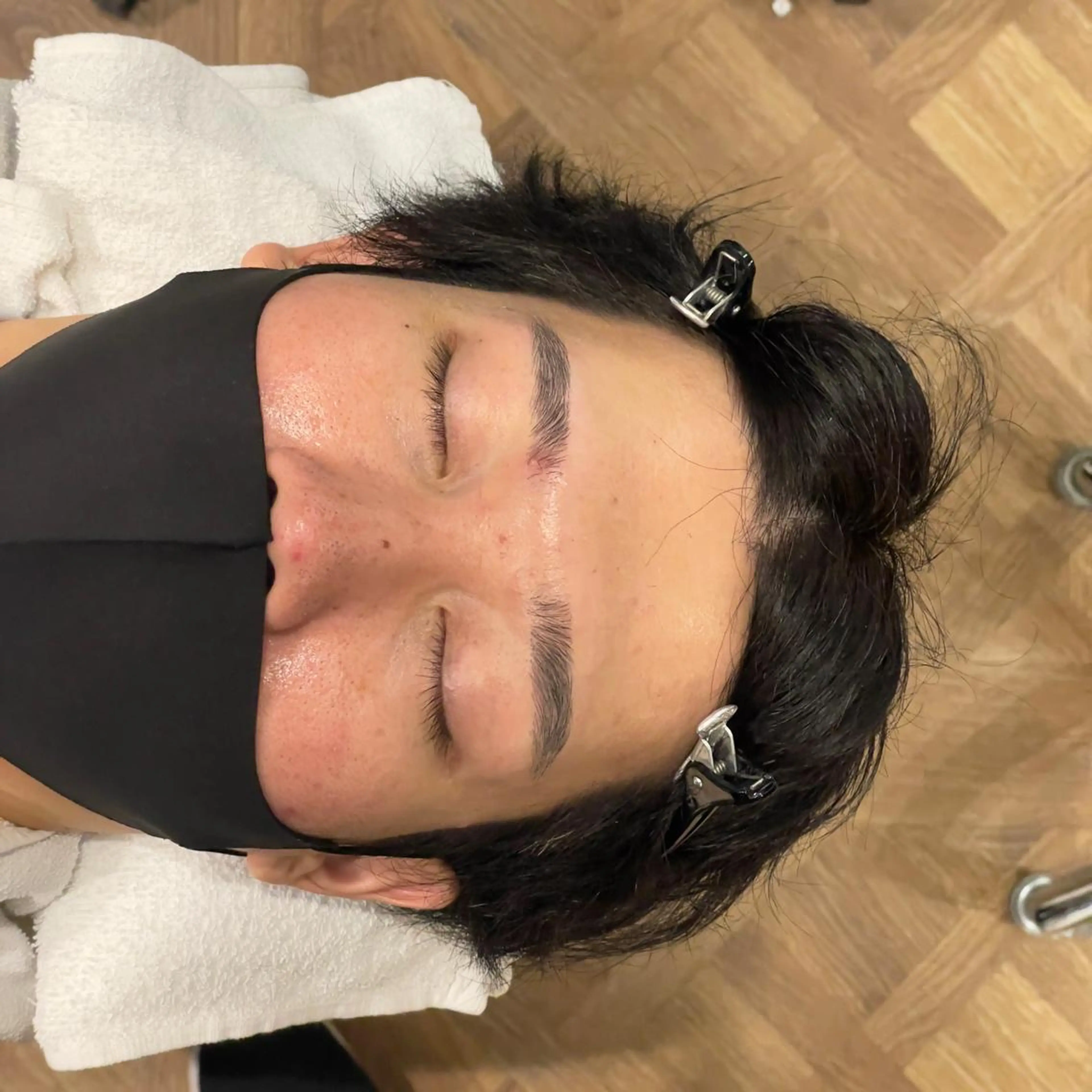 メンズ アイブロウ 眉毛ワックス脱毛 ワックス脱毛 眉カット その他(アイブロウ) メンズ眉毛ワックス 青山英憲のヘアスタイル