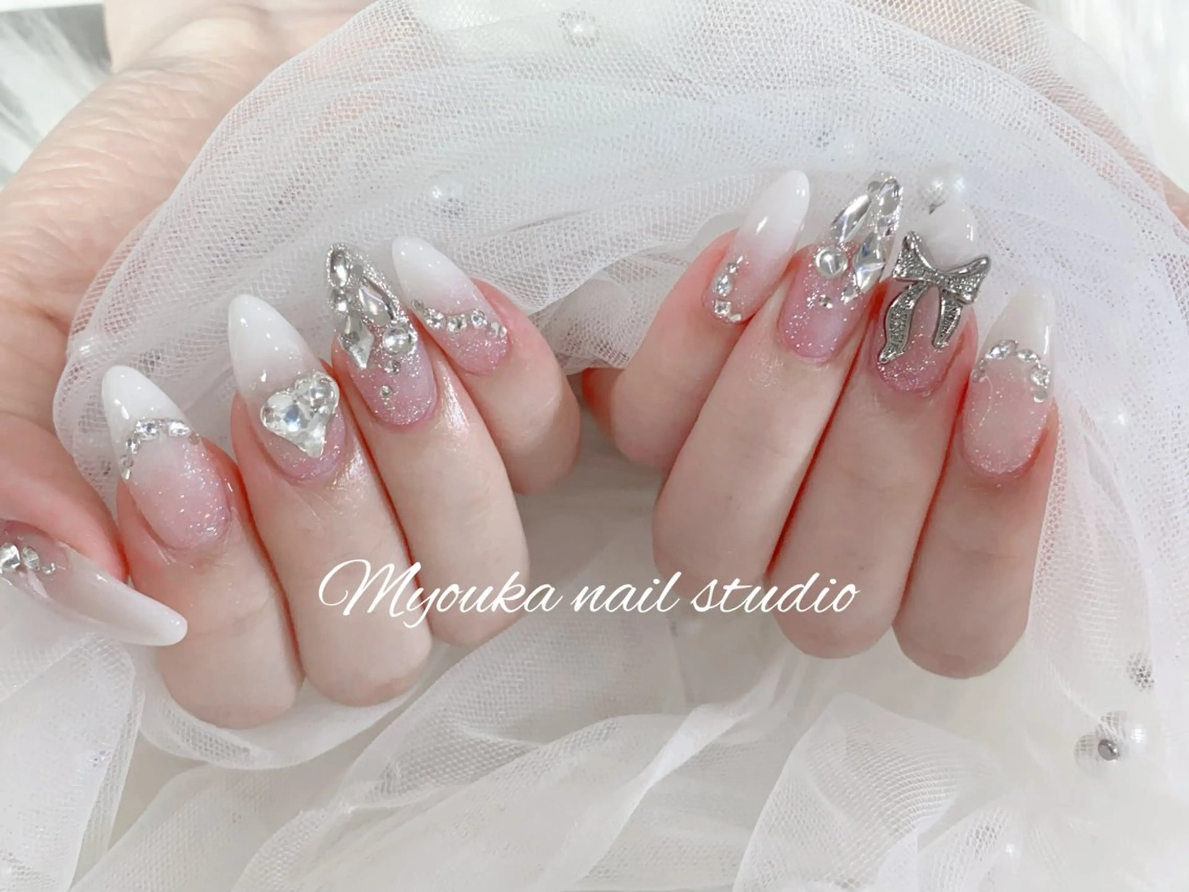 ネイル チークネイル 長さ出し フットネイル ジェルネイル グラデーション ハンドネイル ハンドケア Myouka所属・Myouka 板橋区大山駅前店のネイルデザイン