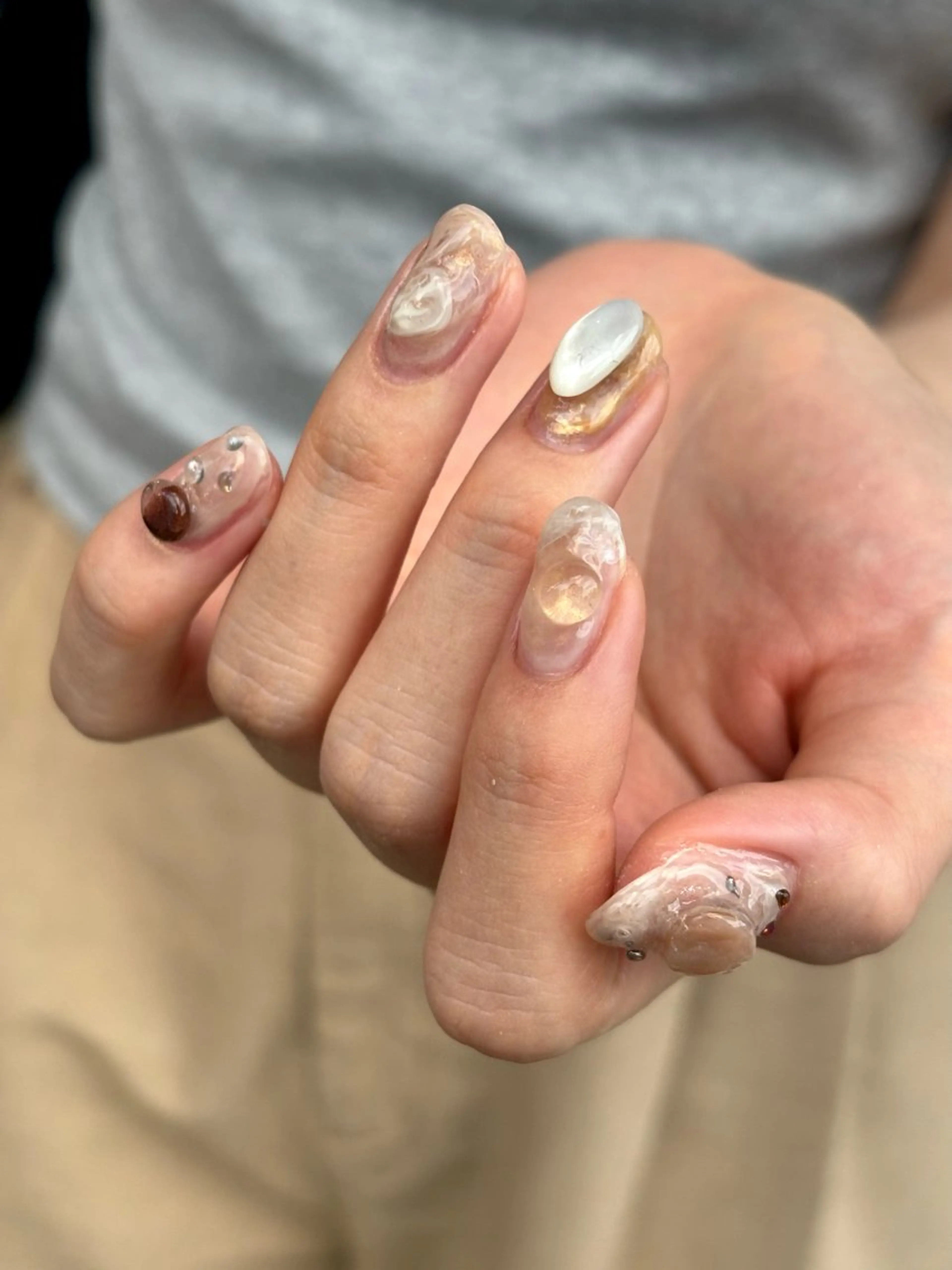 ネイル SALON VILLAGE AOYAMA 2nd所属・mo chiのネイルデザイン