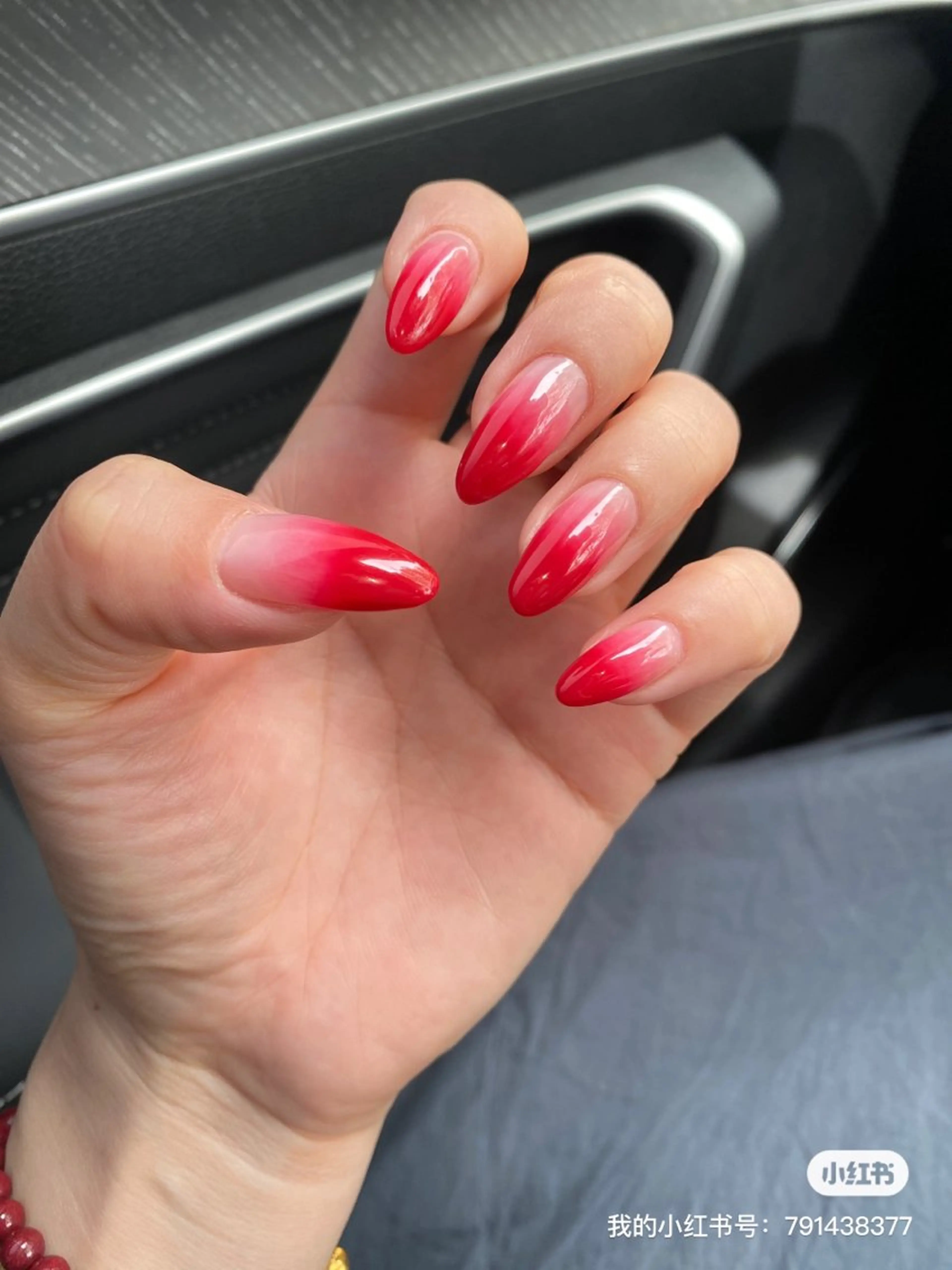 ネイル Sunshine nail salon所属・中原 ゆかのネイルデザイン