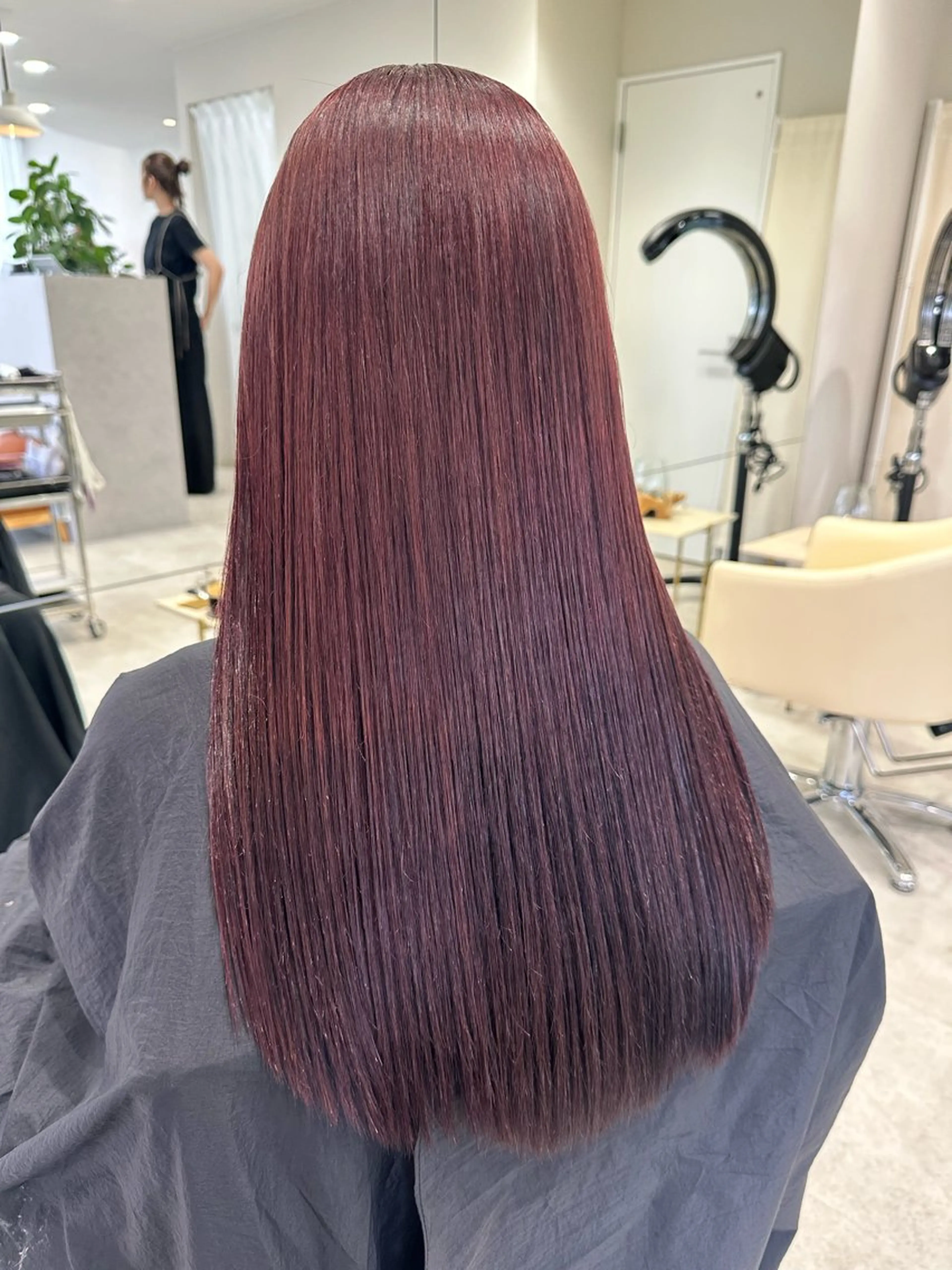 ロング ヘアカラー Stylo所属・吉川 莉央のヘアスタイル