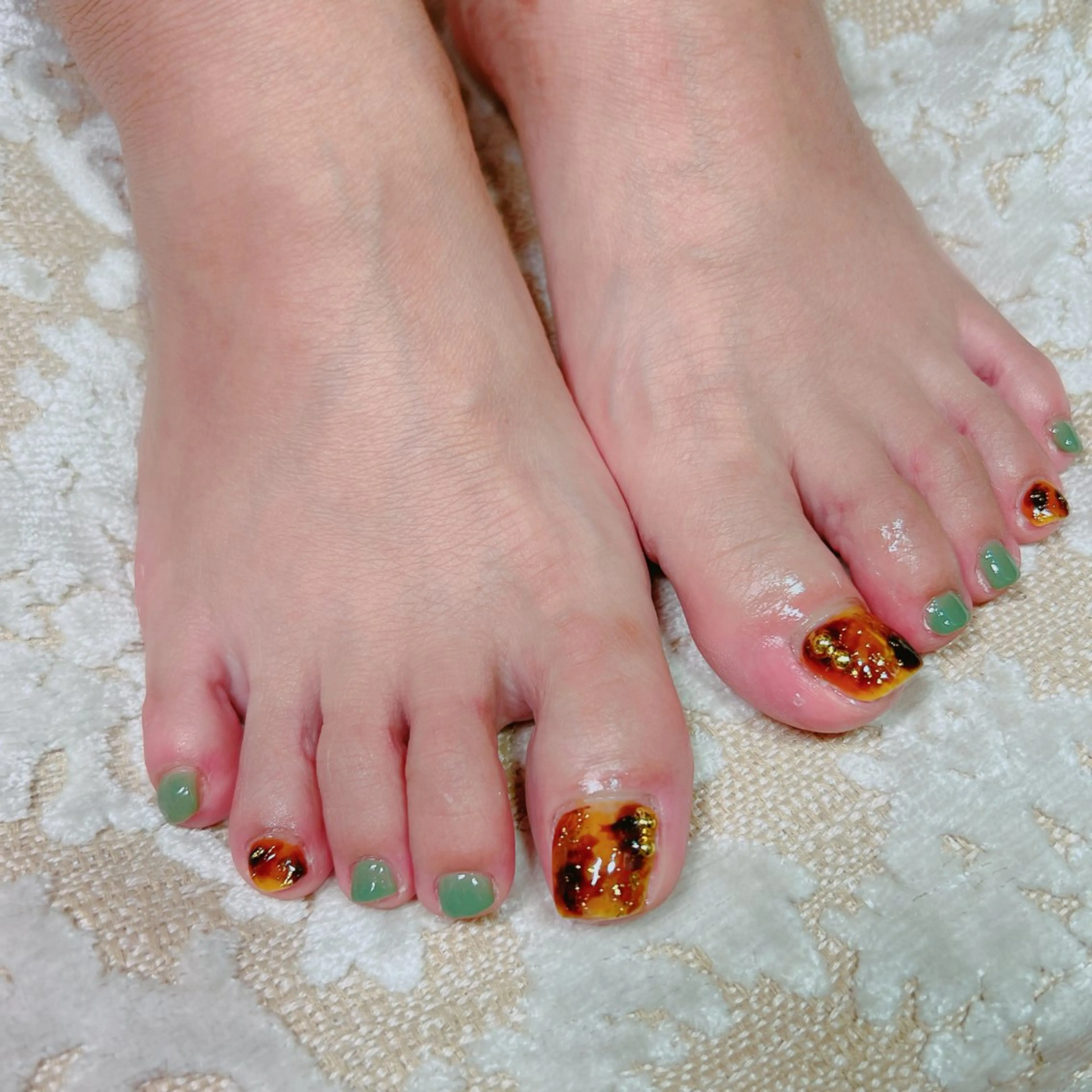 ネイル べっ甲ネイル フットネイル たきぐち みちこのネイルデザイン