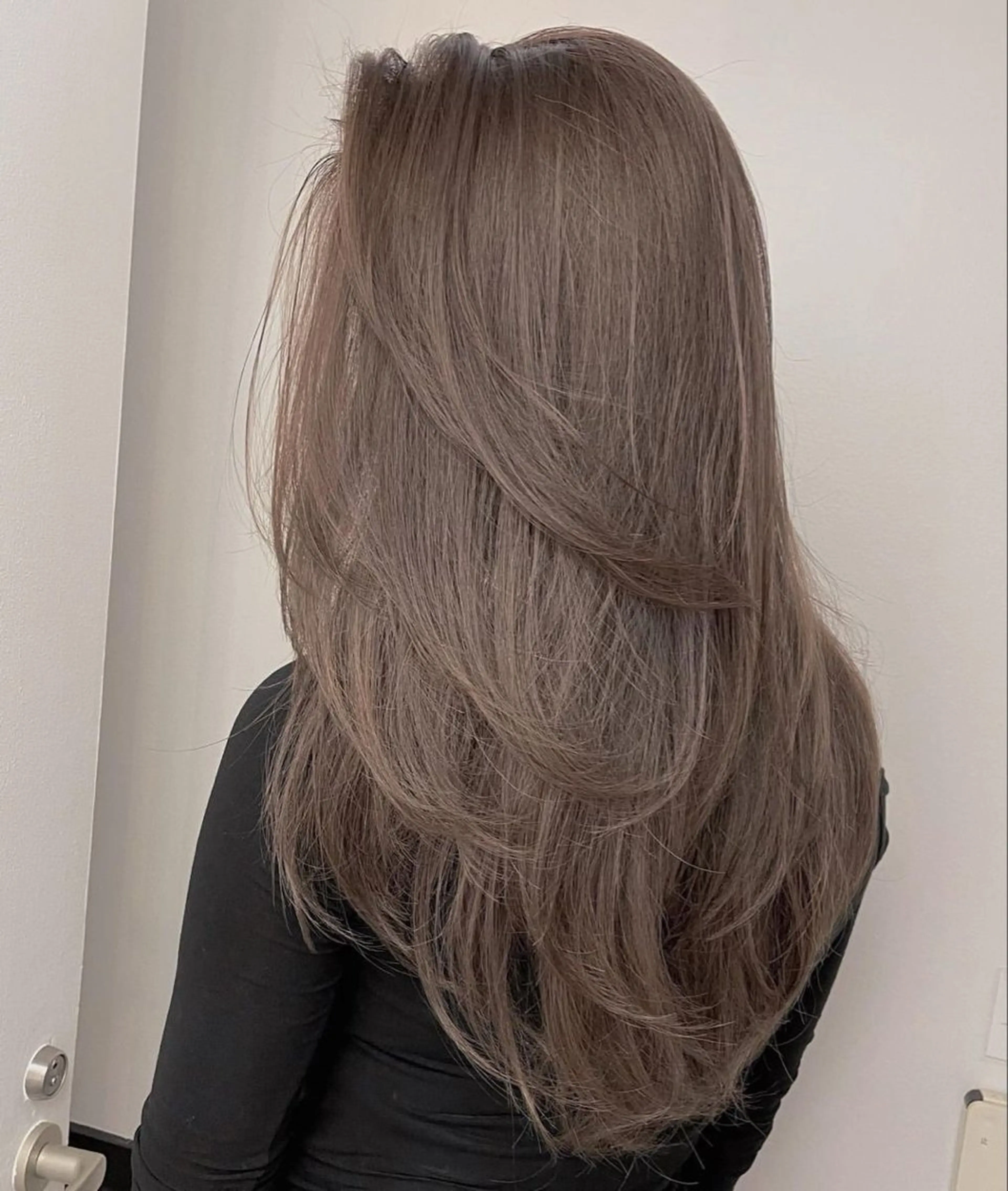 7000円オフ🌸【メンテナンスカット無料】艶カラー＋髪質改善✨酸熱トリートメント+マイクロバブル🫧🦋の写真