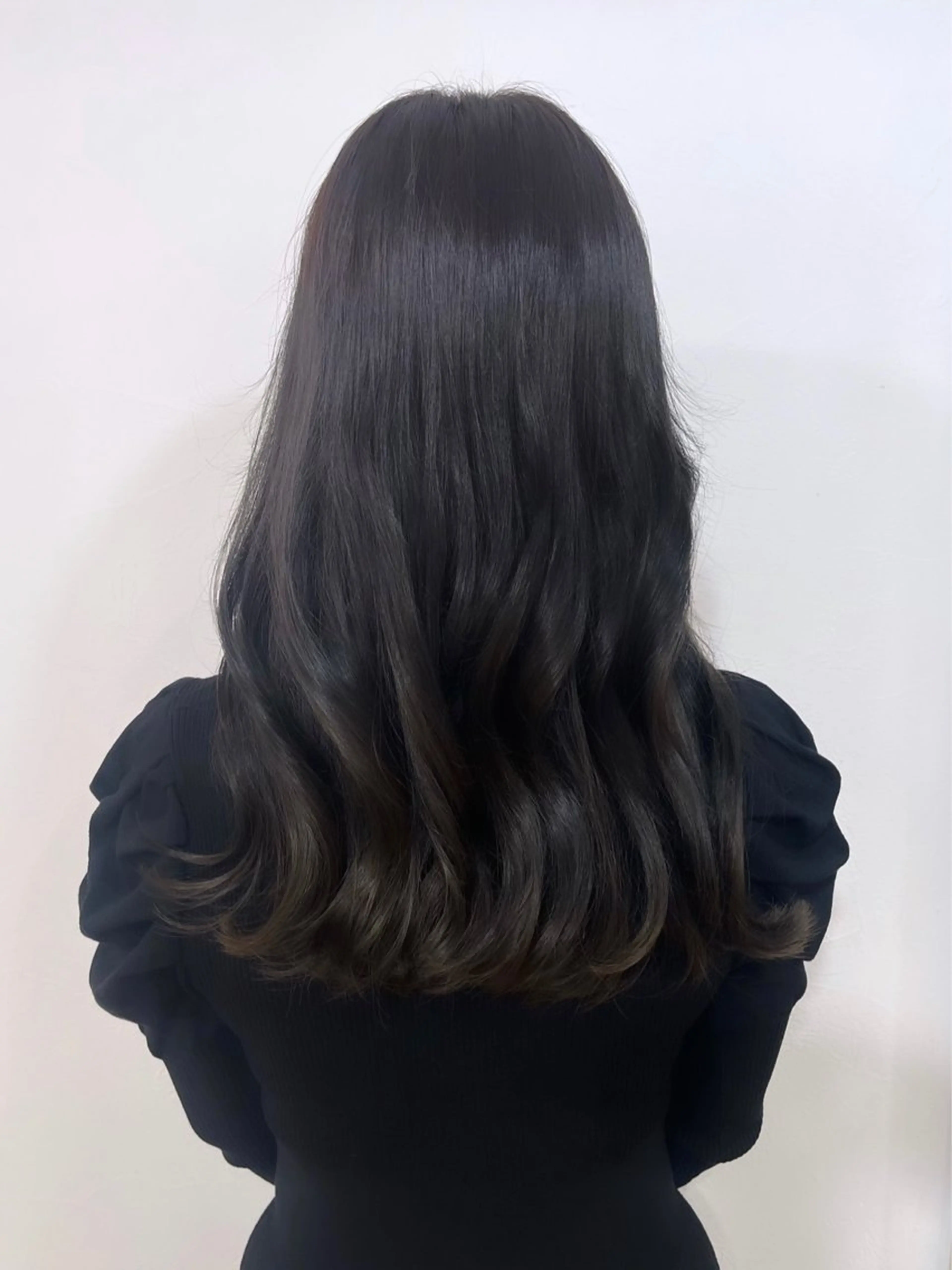 カラー 🎀艶カラー/ヘアメ しおり🎀のヘアスタイル