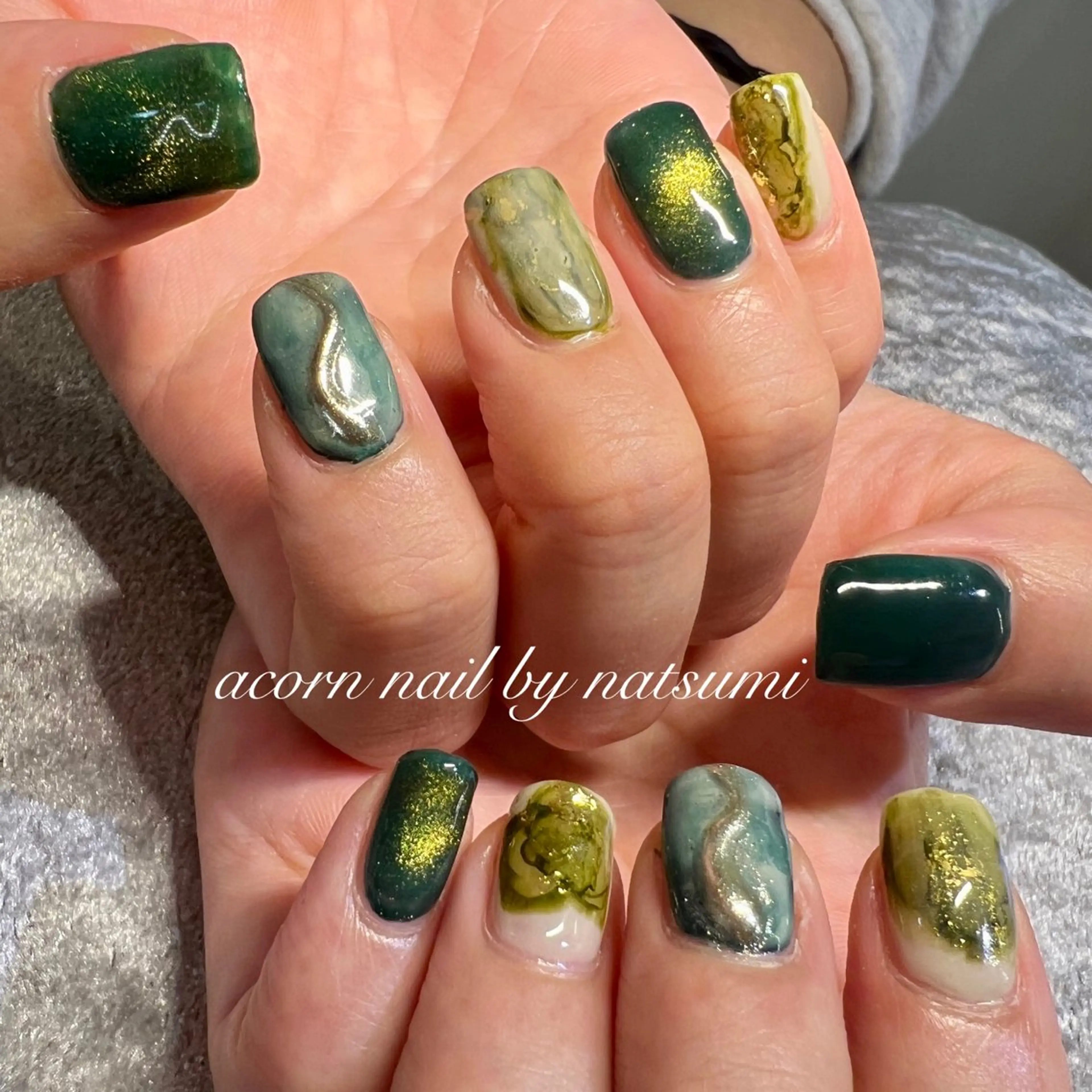ネイル グリーン 個性派ニュアンス nuts nail所属・【池袋】nuts nail　なつみのネイルデザイン