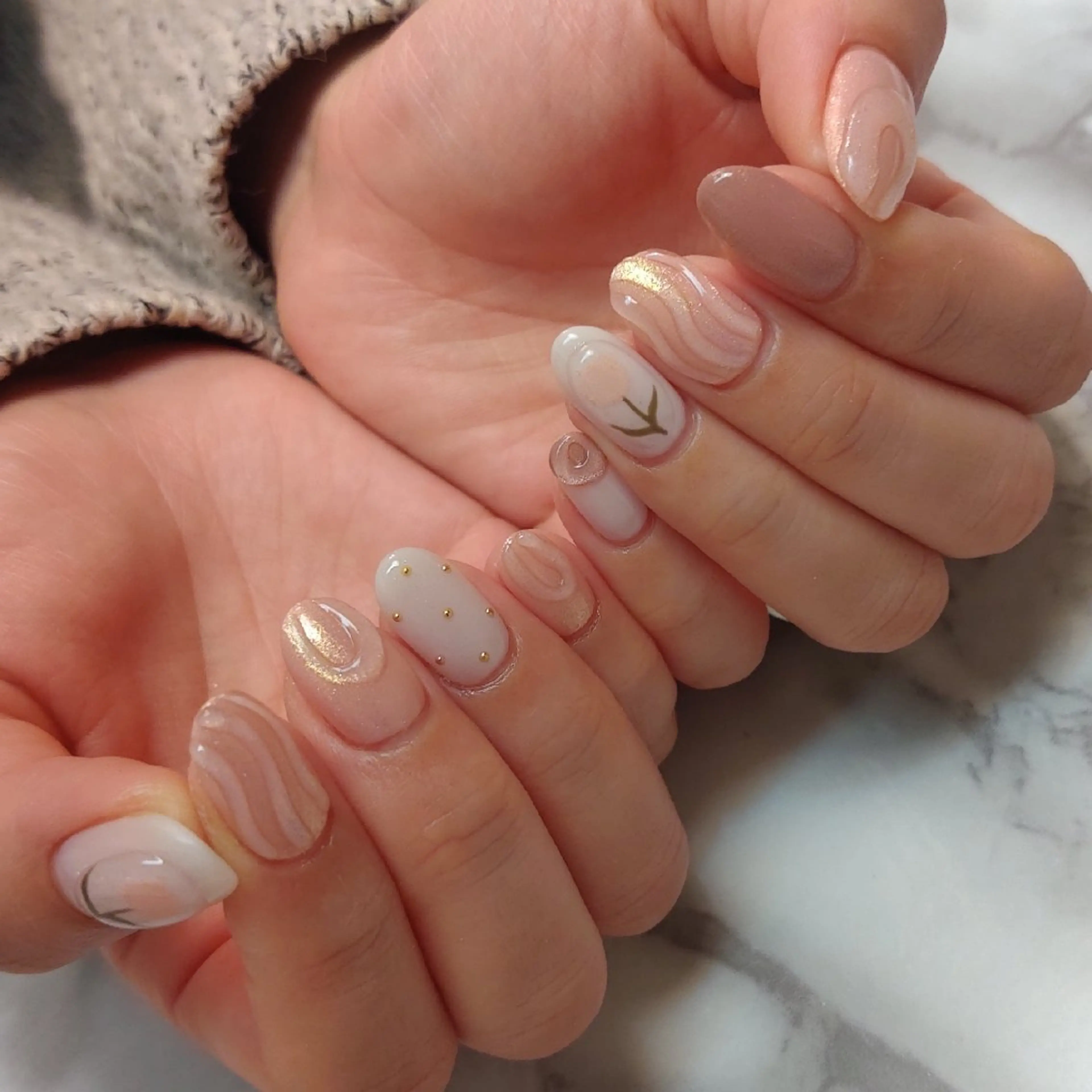 ネイル ジェヌインネイル 河内のネイルデザイン